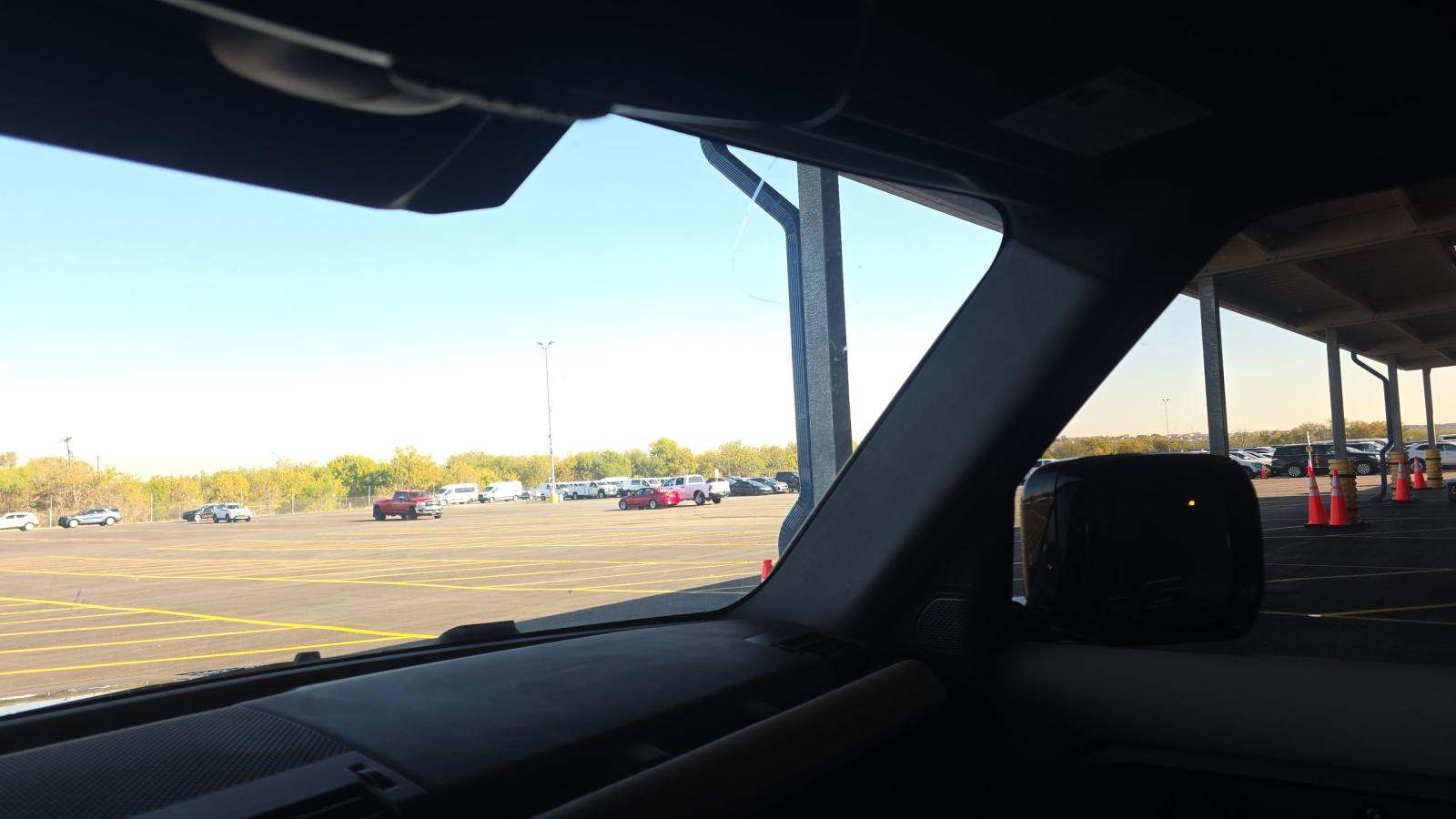 2023 Land Rover Defender 110 X-Dynamic SE AWD