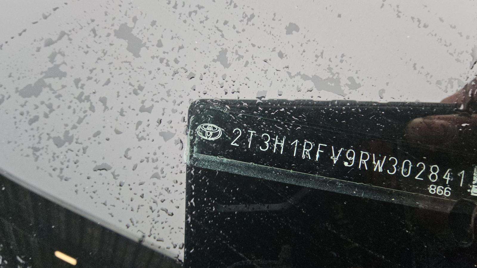 2024 Toyota RAV4 LE FWD