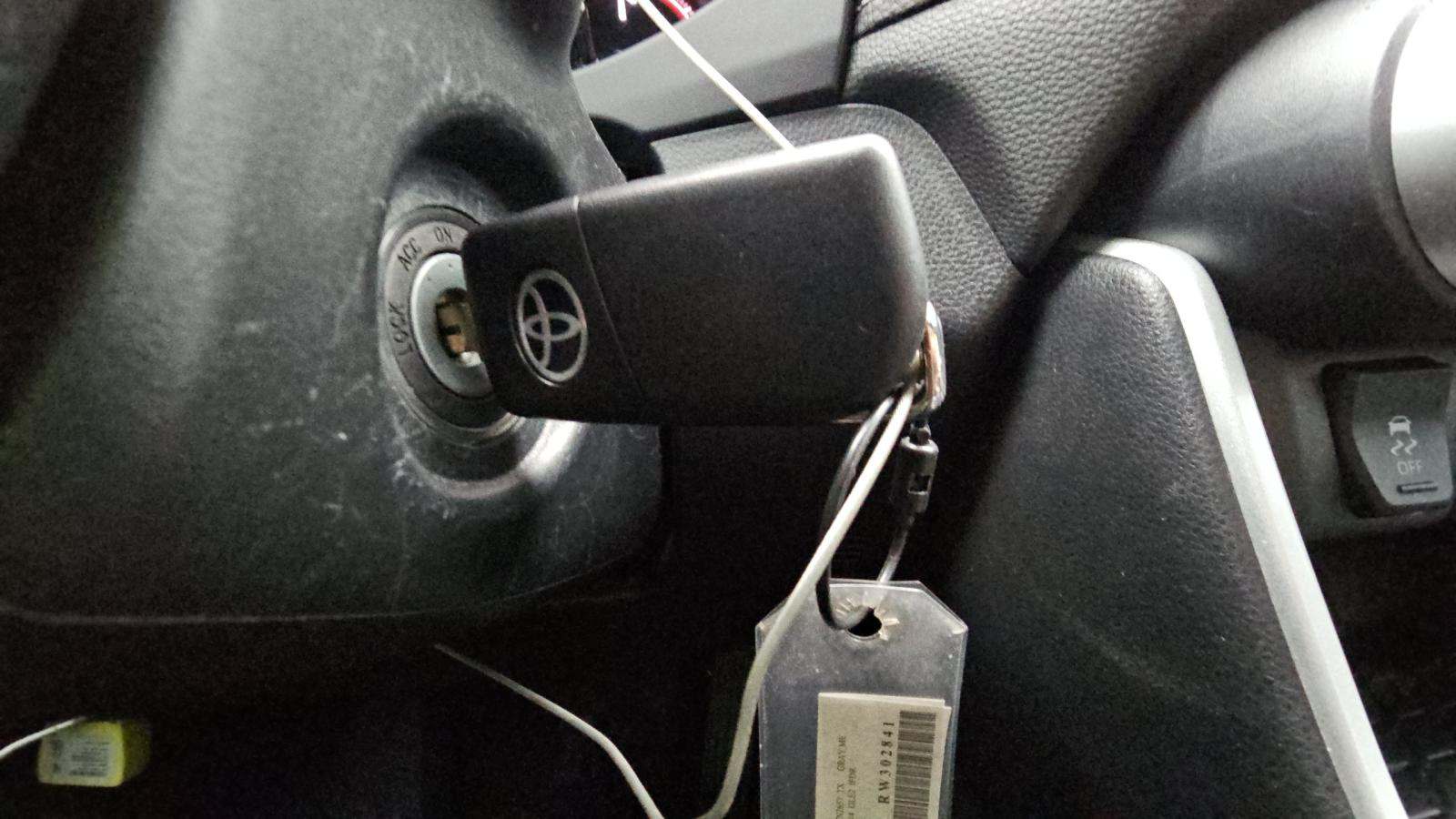 2024 Toyota RAV4 LE FWD