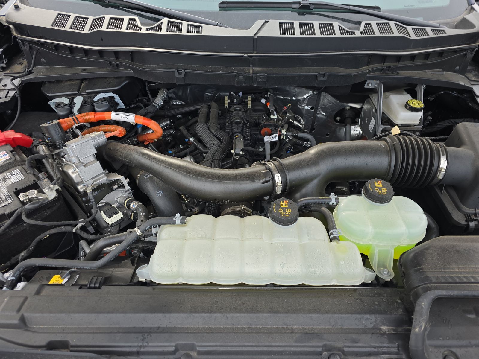 2025 Ford F-150 Hybrid King Ranch AWD