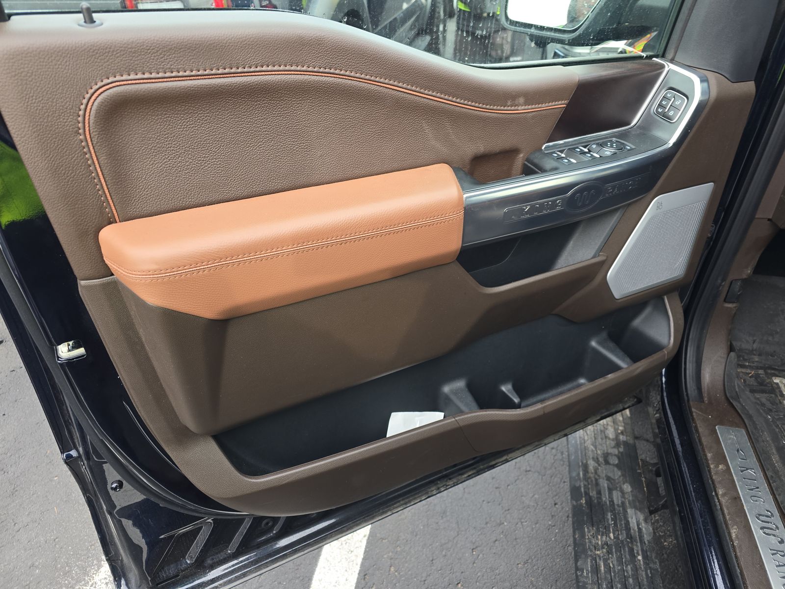 2025 Ford F-150 Hybrid King Ranch AWD