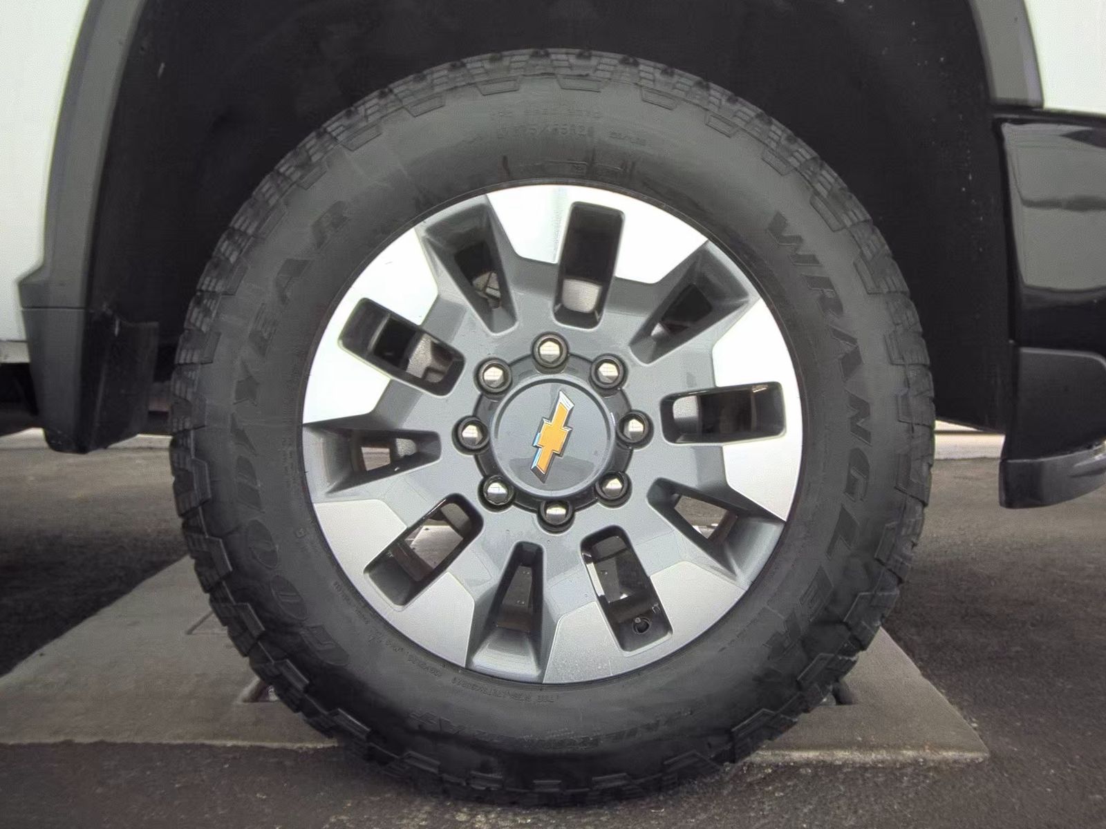 2024 Chevrolet Silverado 2500HD Custom AWD