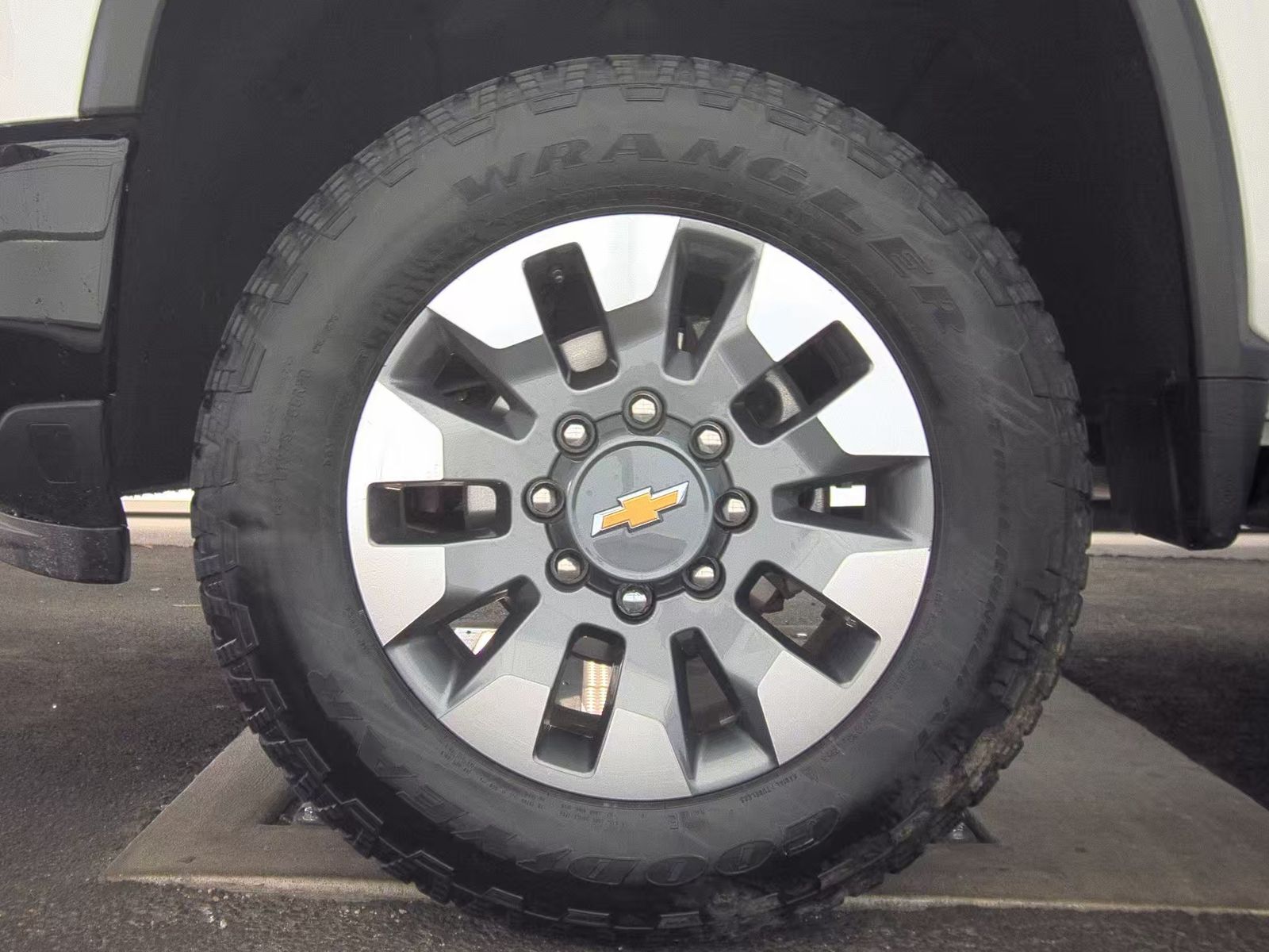 2024 Chevrolet Silverado 2500HD Custom AWD