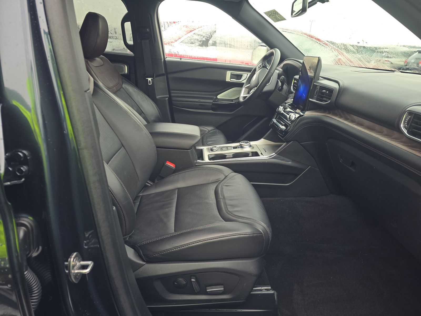 2023 Ford Explorer Platinum AWD