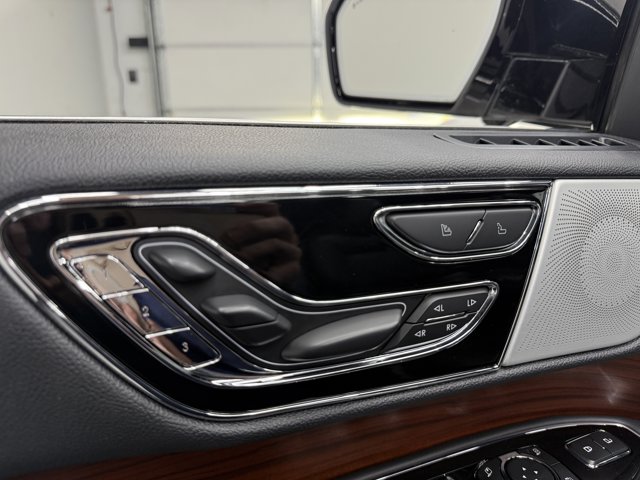 2022 Lincoln Navigator Reserve AWD