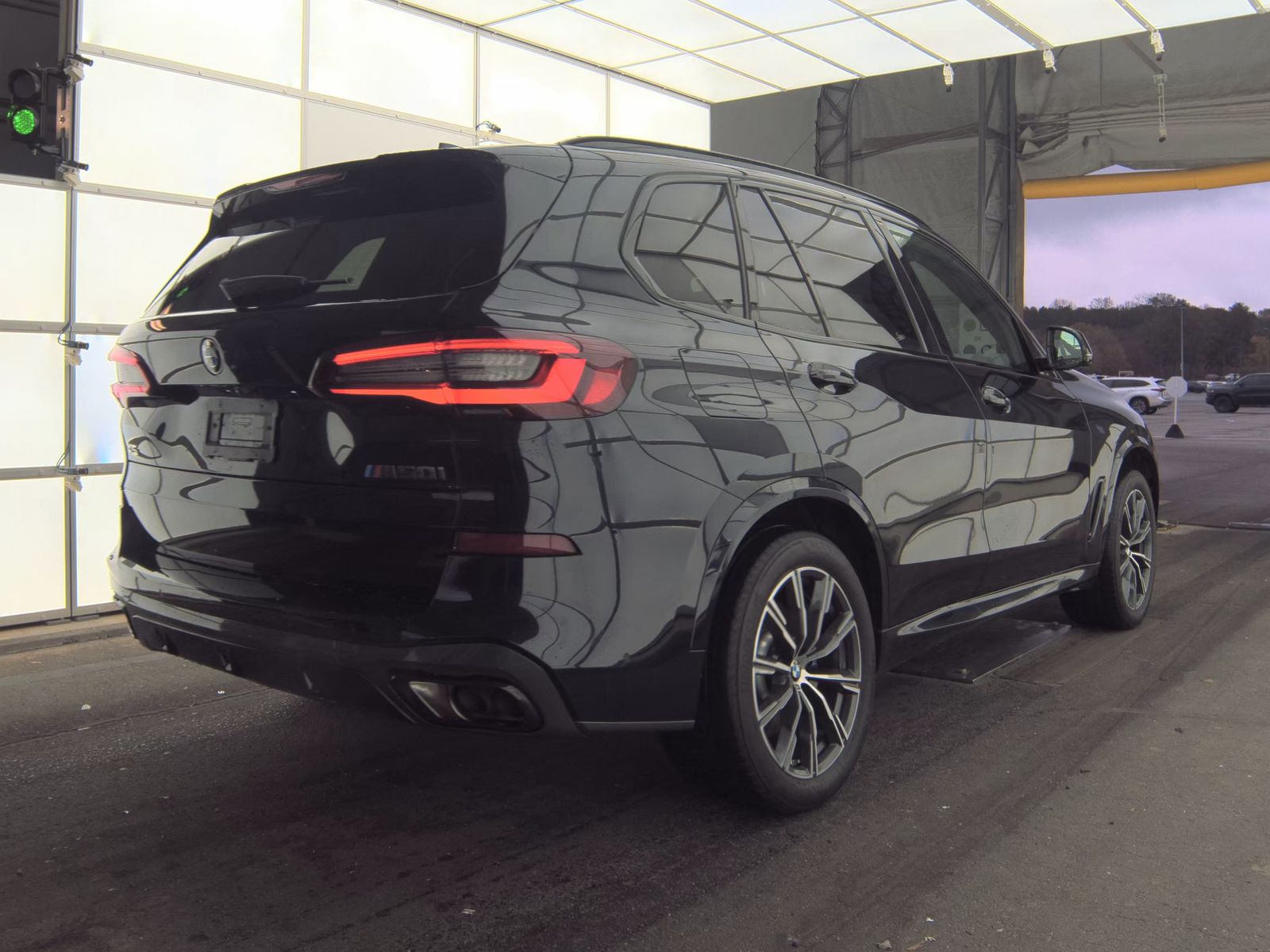 2023 BMW X5 M50i AWD