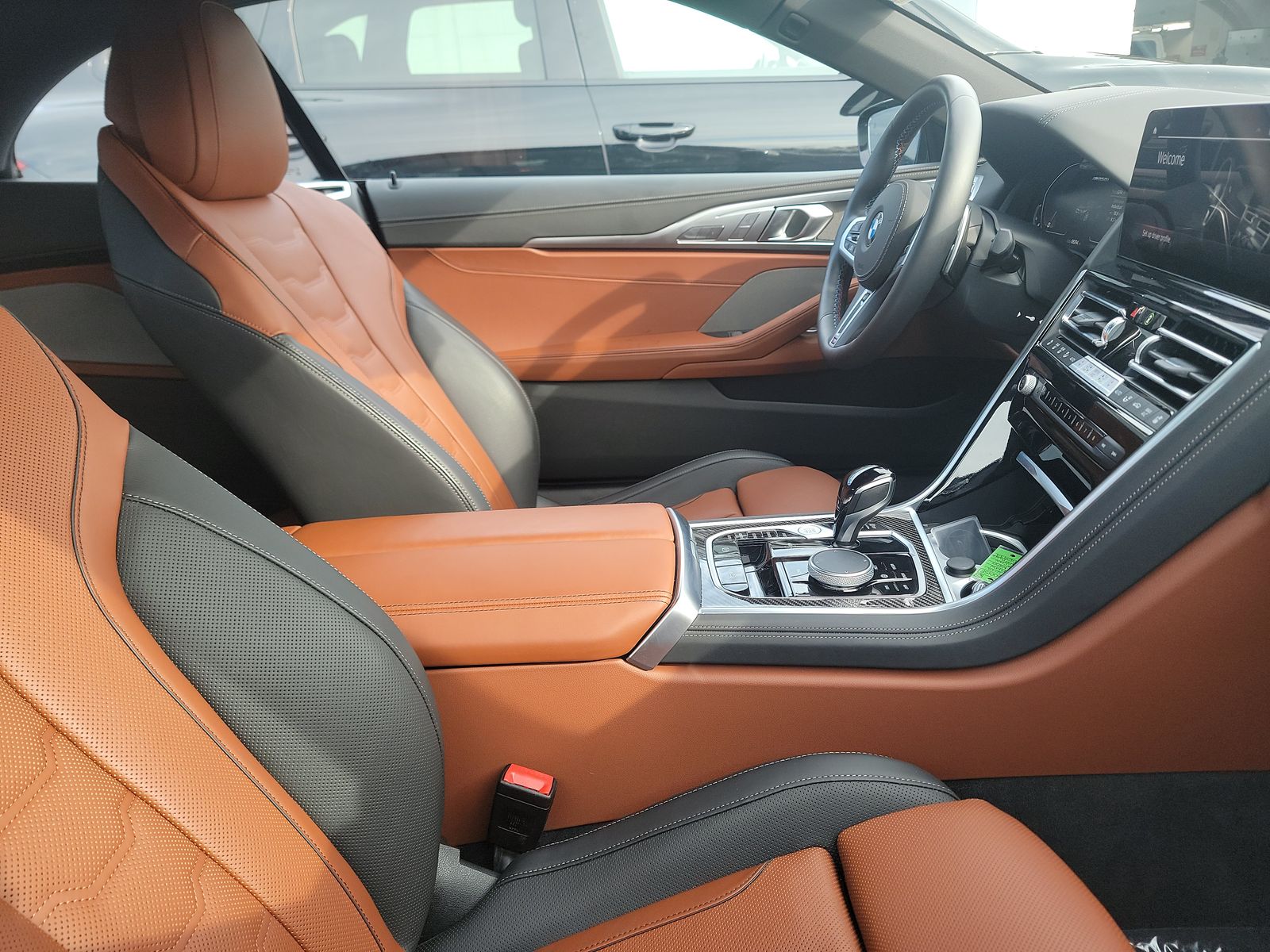 2025 BMW 8 Series M850i xDrive AWD