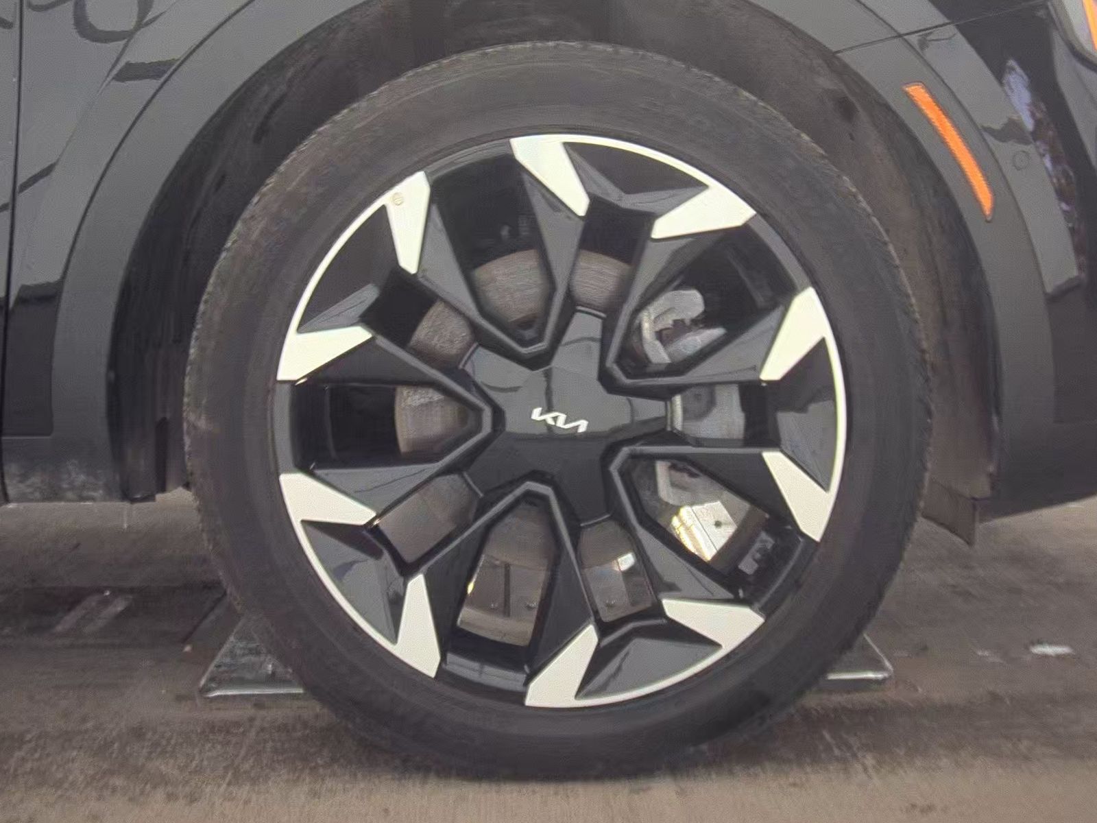 2025 Kia Sorento SX FWD