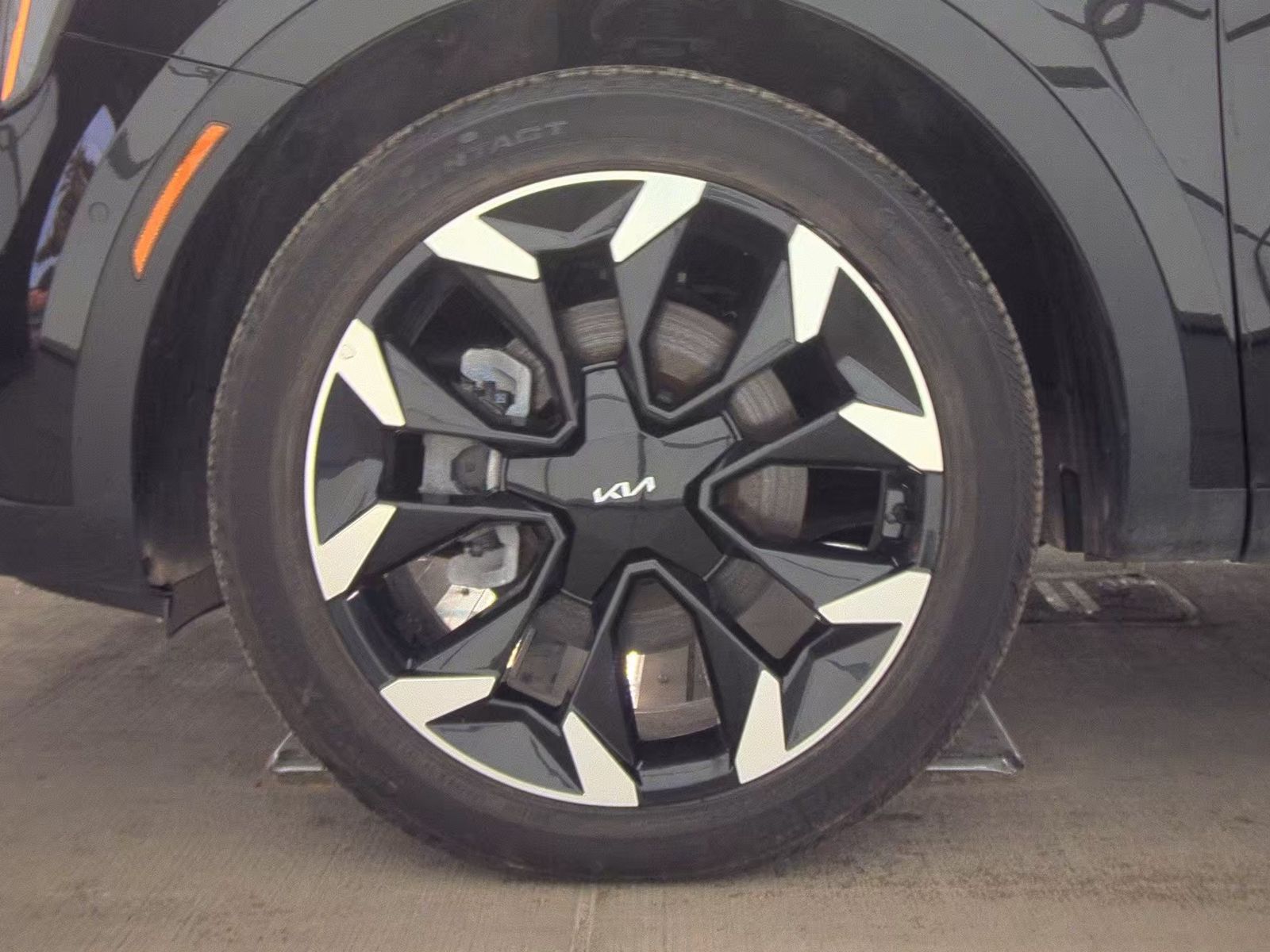 2025 Kia Sorento SX FWD