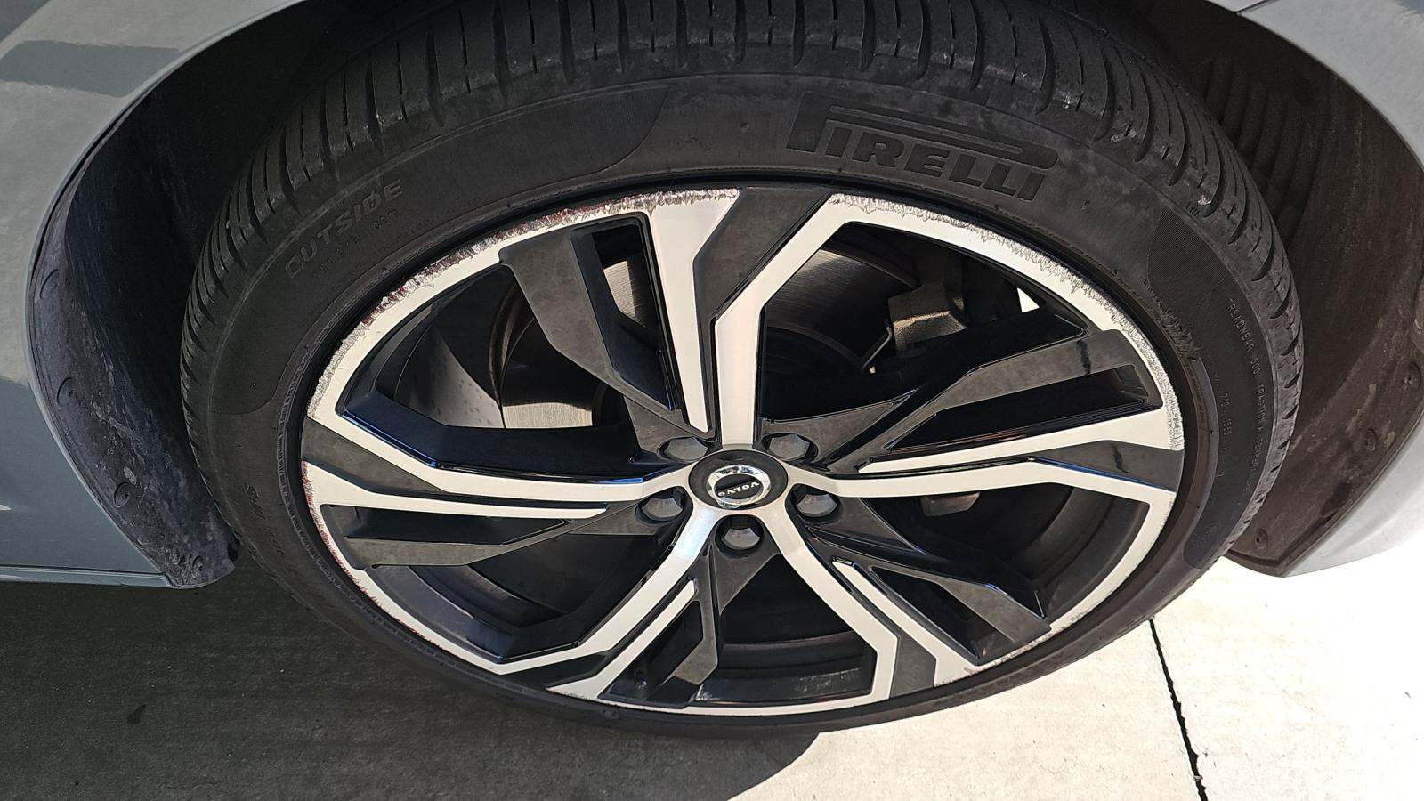 2024 Volvo S60 B5 Core AWD