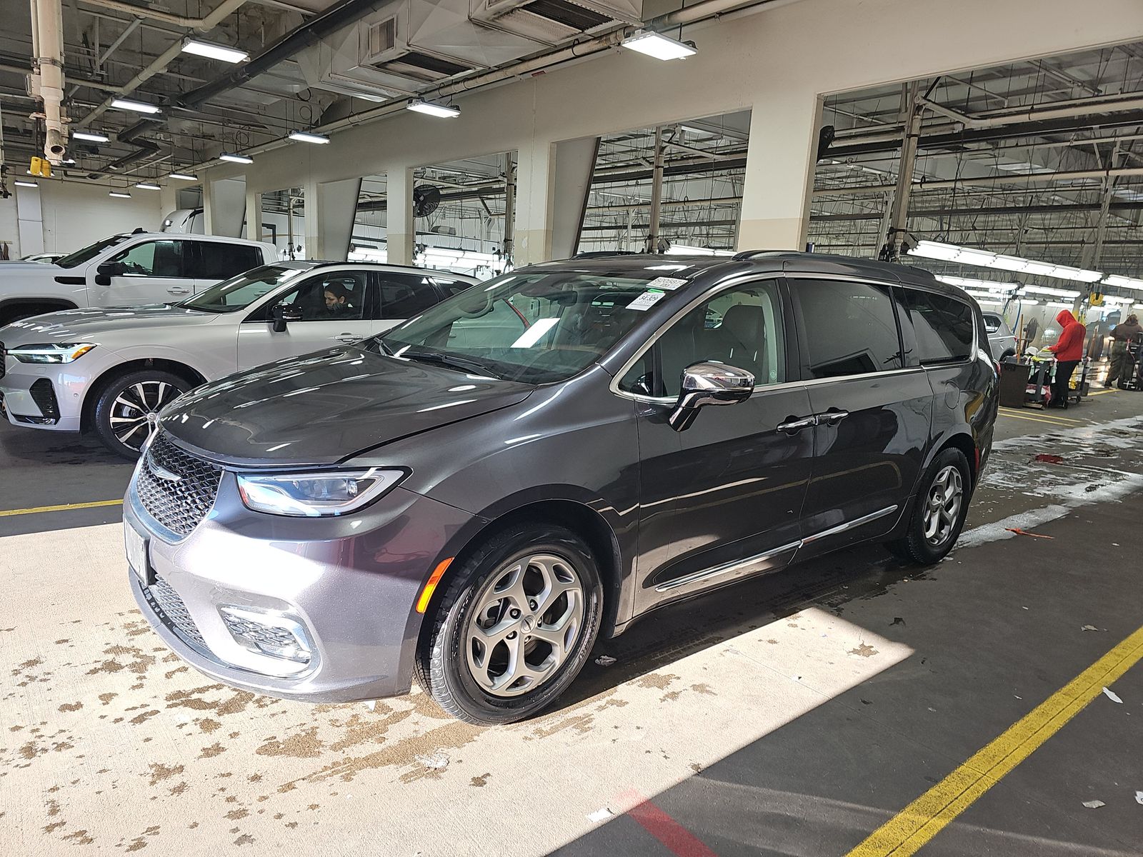 2023 Chrysler Pacifica Limited FWD