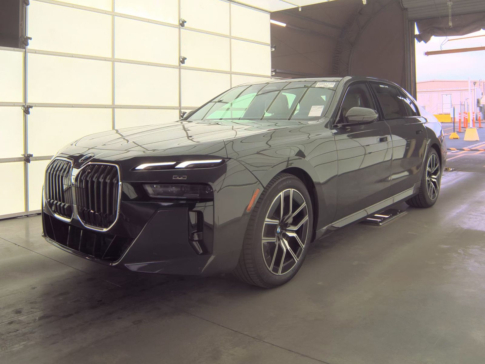 2023 BMW 7 Series 740i RWD