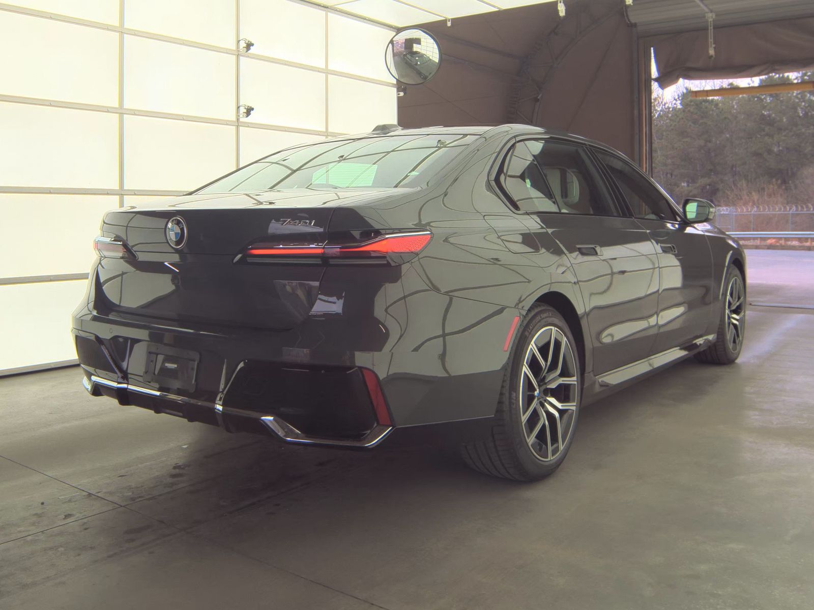 2023 BMW 7 Series 740i RWD