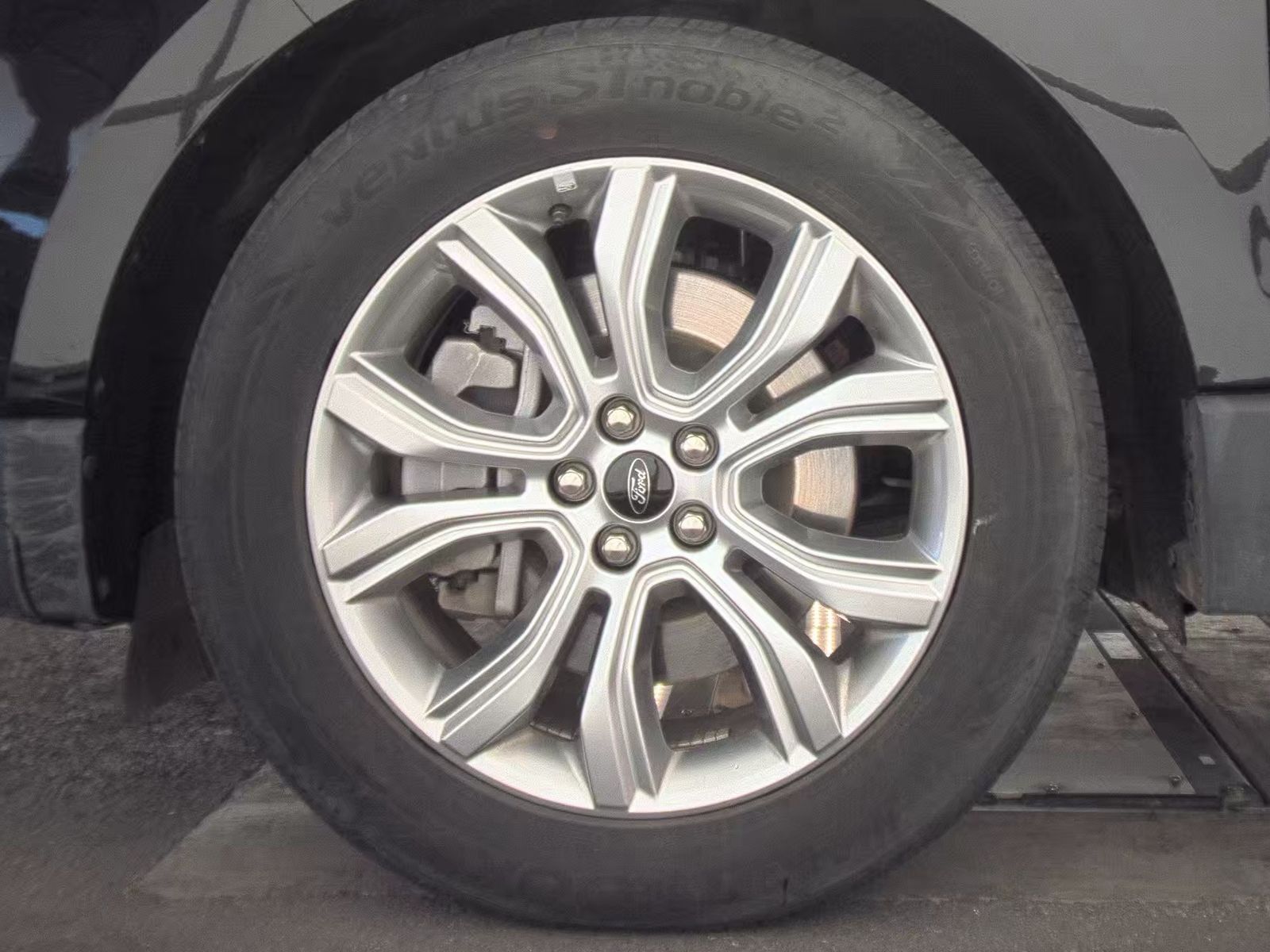 2024 Ford Edge Titanium AWD