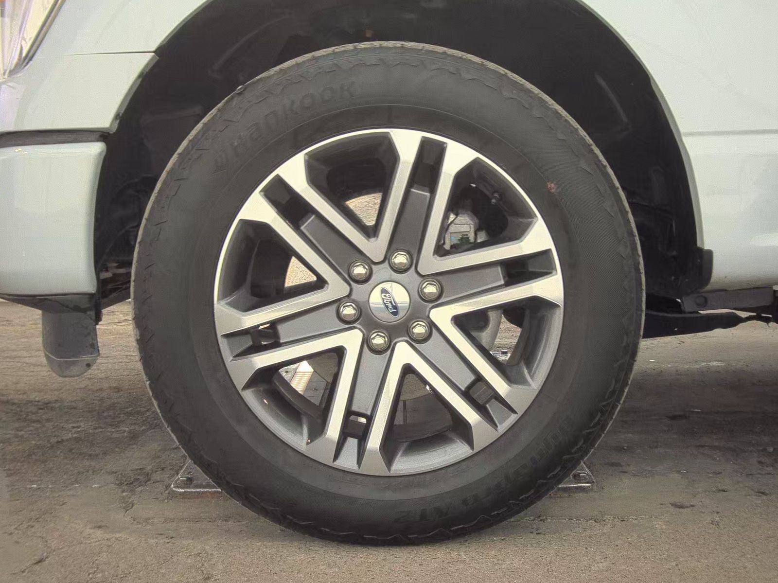 2022 Ford F-150 XL AWD