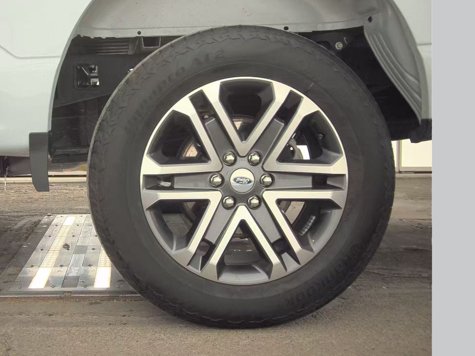 2022 Ford F-150 XL AWD