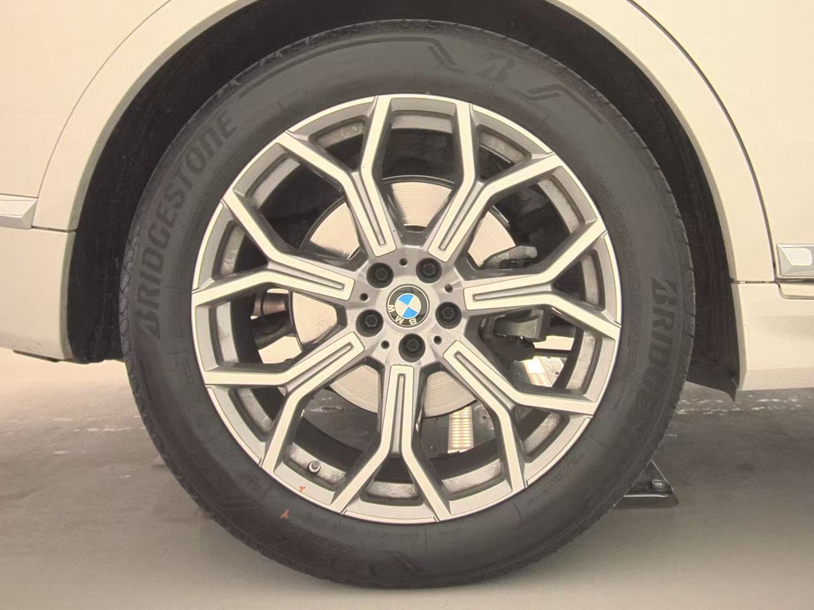 2023 BMW X7 xDrive40i AWD