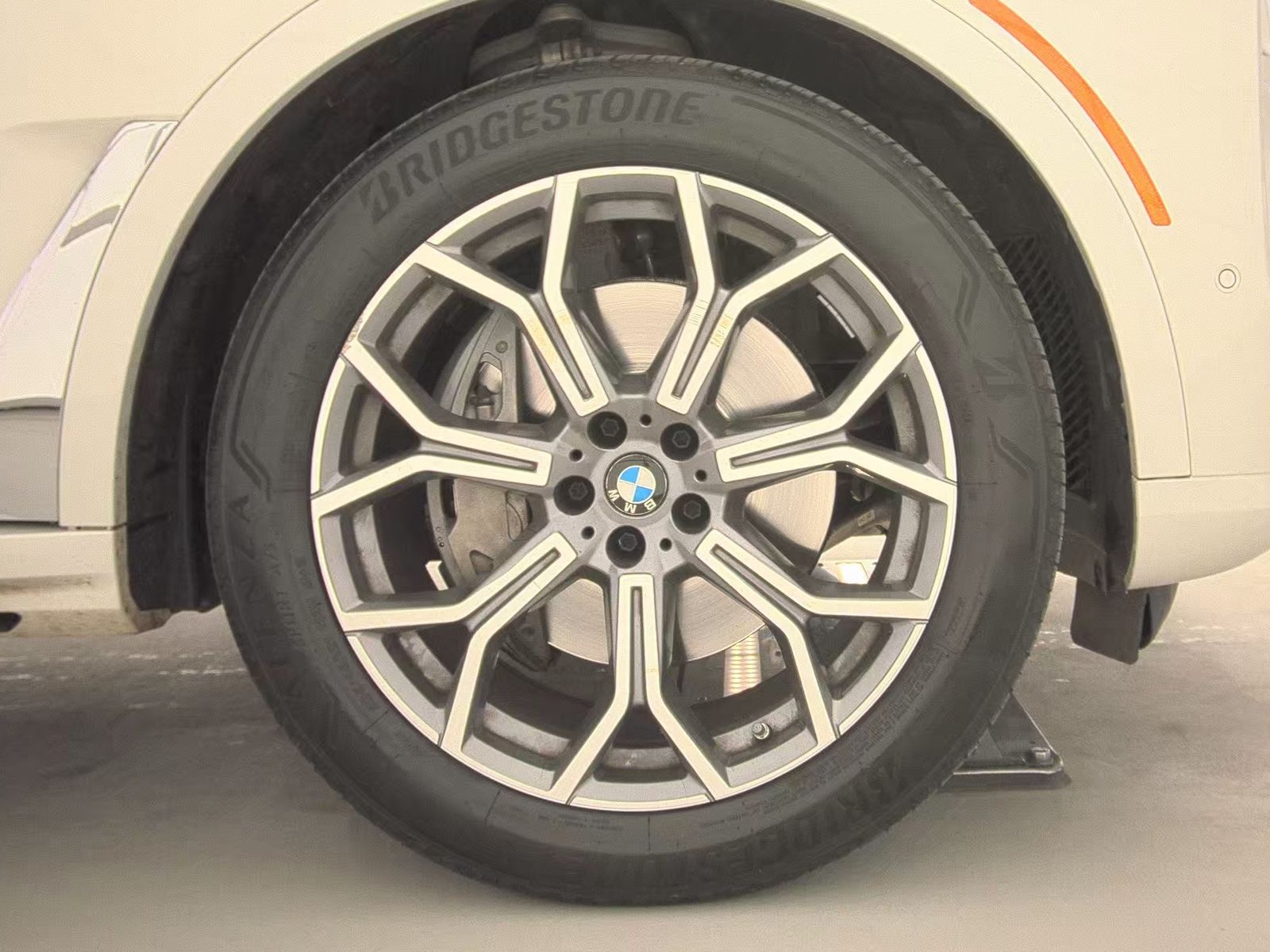 2023 BMW X7 xDrive40i AWD