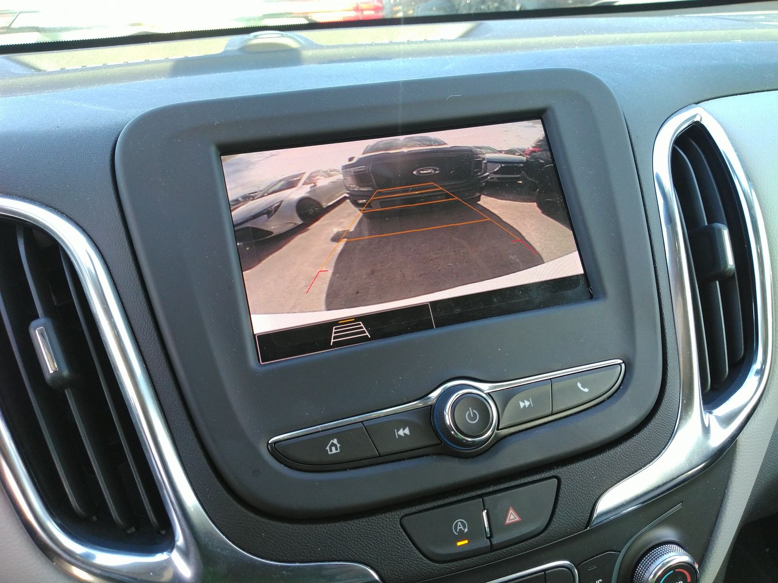 2024 Chevrolet Equinox LS FWD