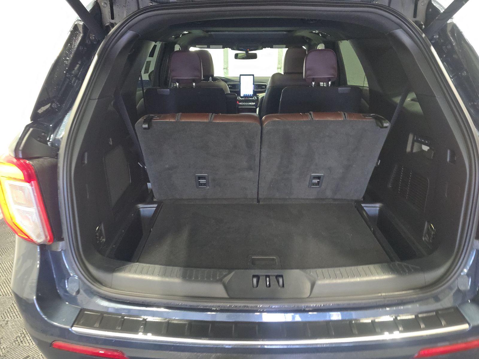 2022 Ford Explorer Platinum AWD