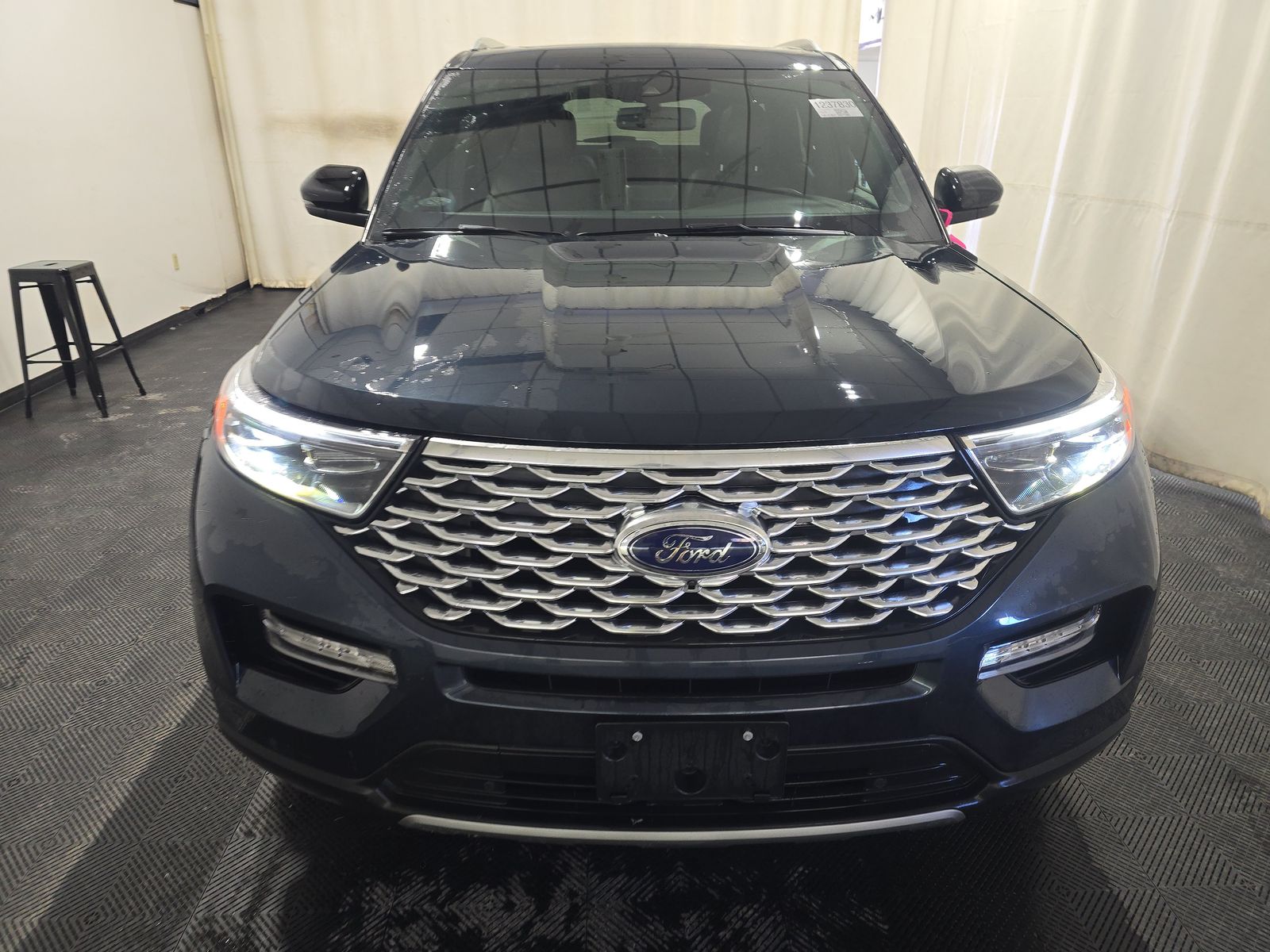 2022 Ford Explorer Platinum AWD