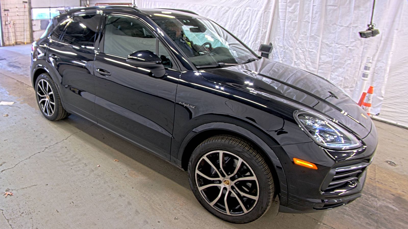 2022 Porsche Cayenne E-Hybrid Platinum Edition AWD