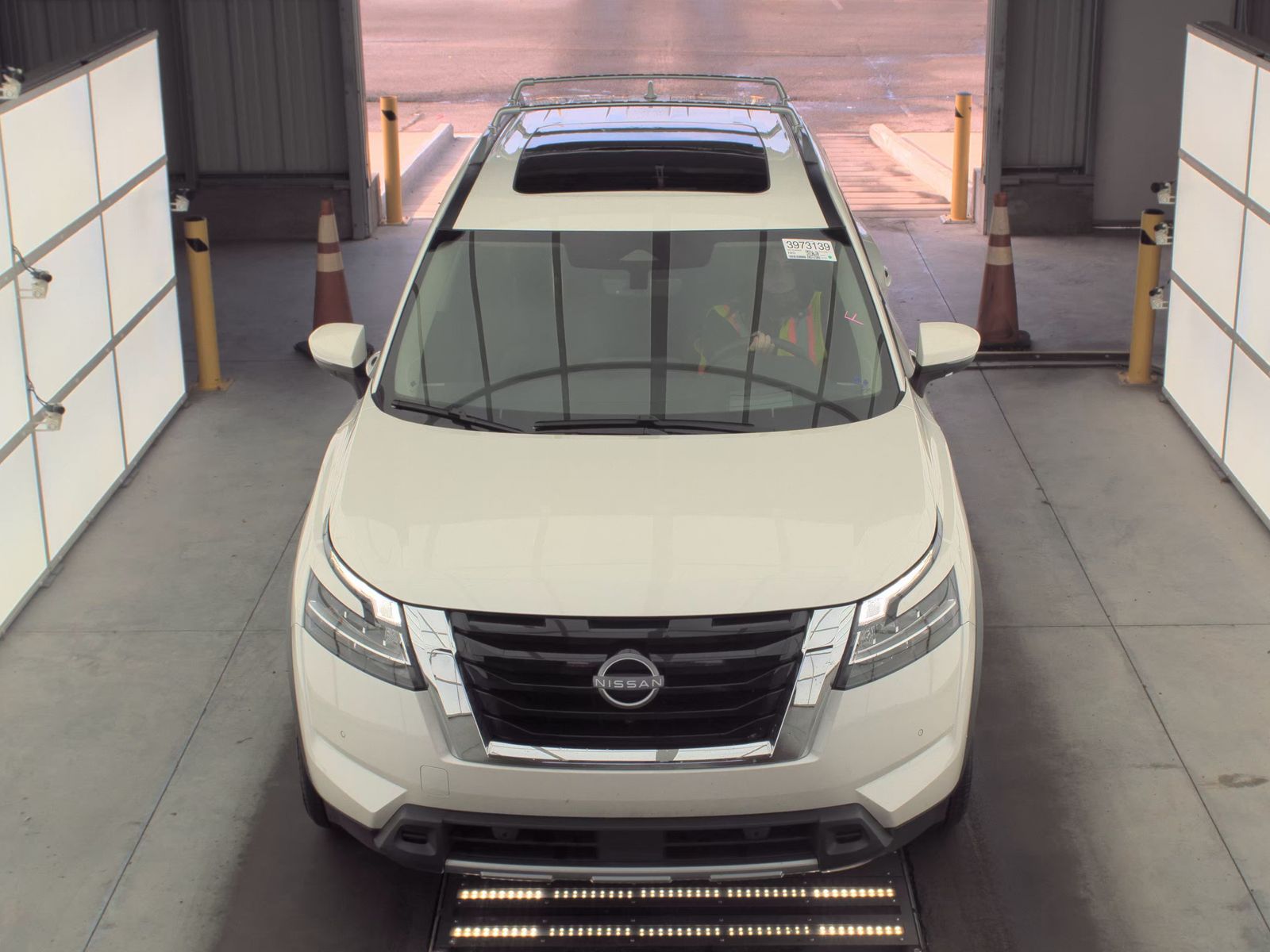 2024 Nissan Pathfinder Platinum FWD