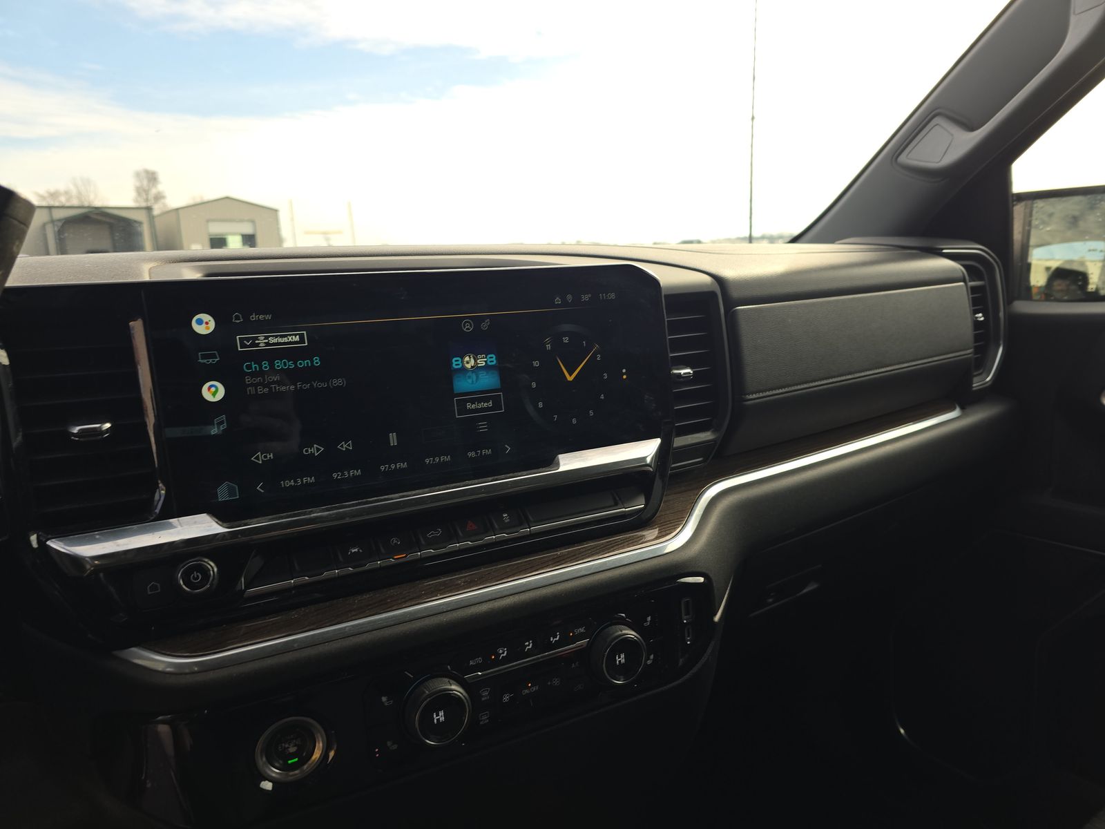 2022 Chevrolet Silverado 1500 LT AWD