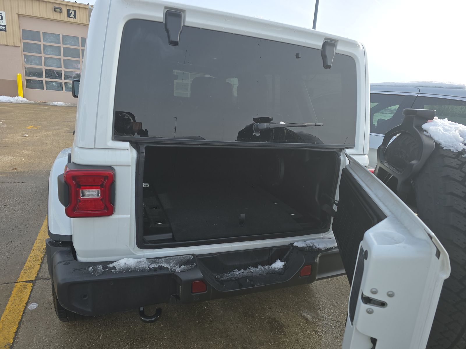 2021 Jeep Wrangler Unlimited Sahara Altitude Edition AWD