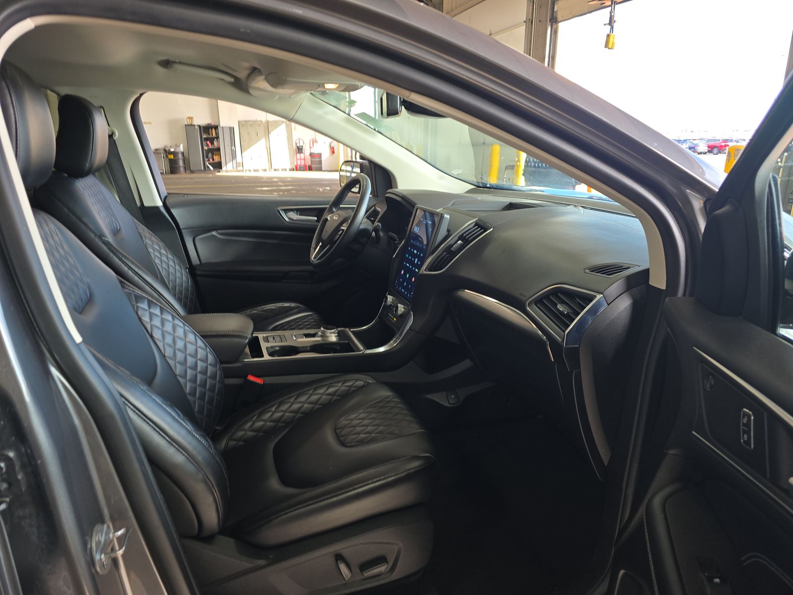 2024 Ford Edge Titanium AWD