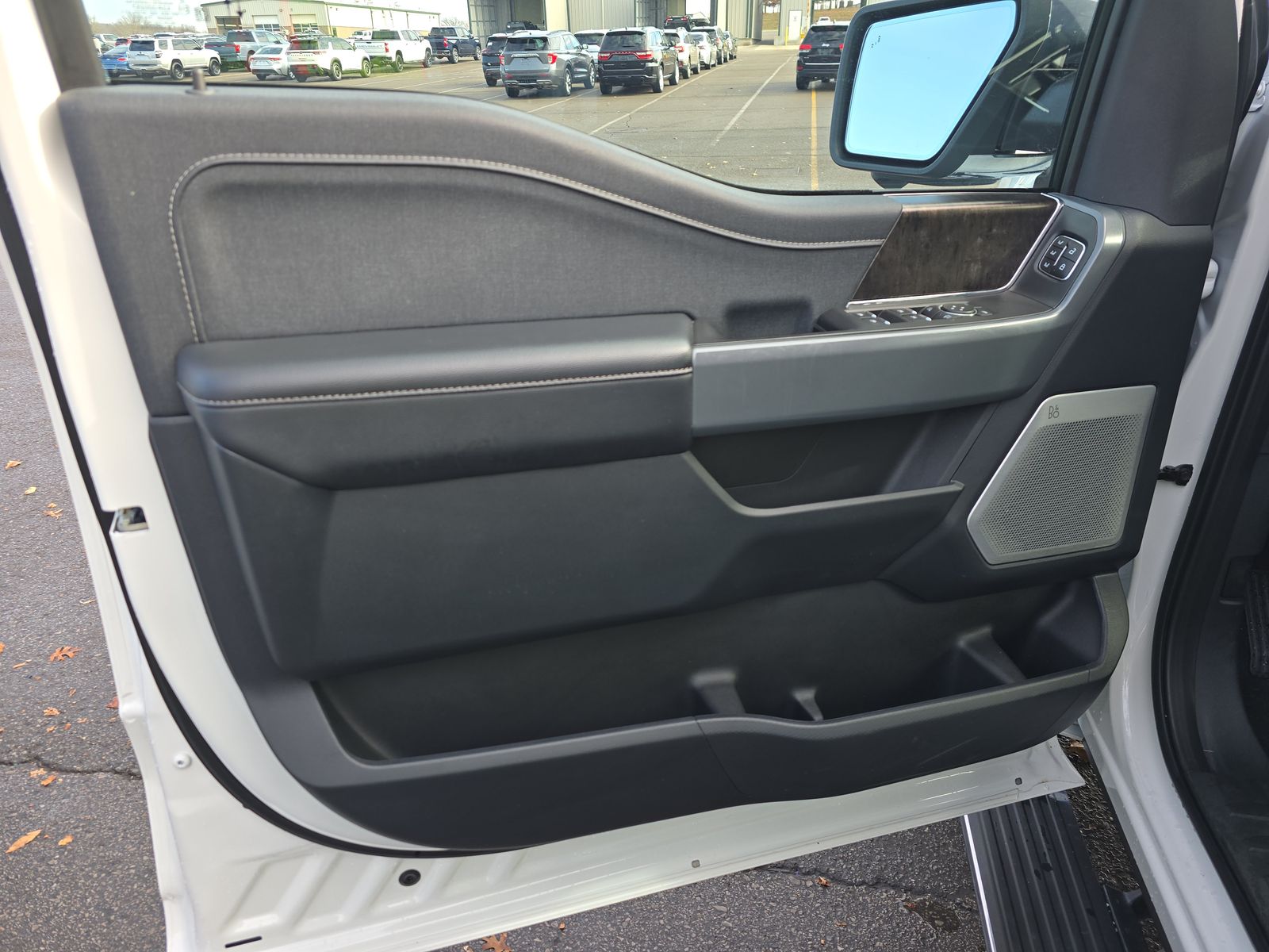 2023 Ford F-150 Lariat AWD