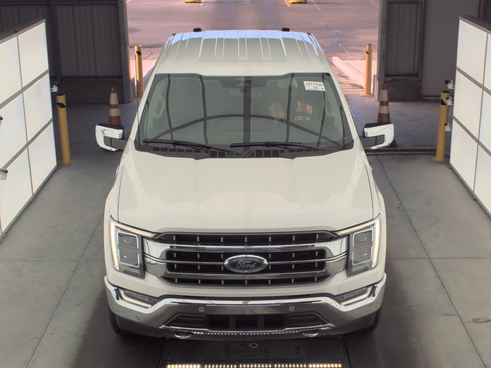 2023 Ford F-150 Lariat AWD