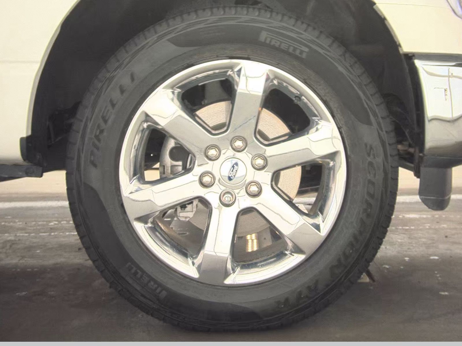 2023 Ford F-150 Lariat AWD