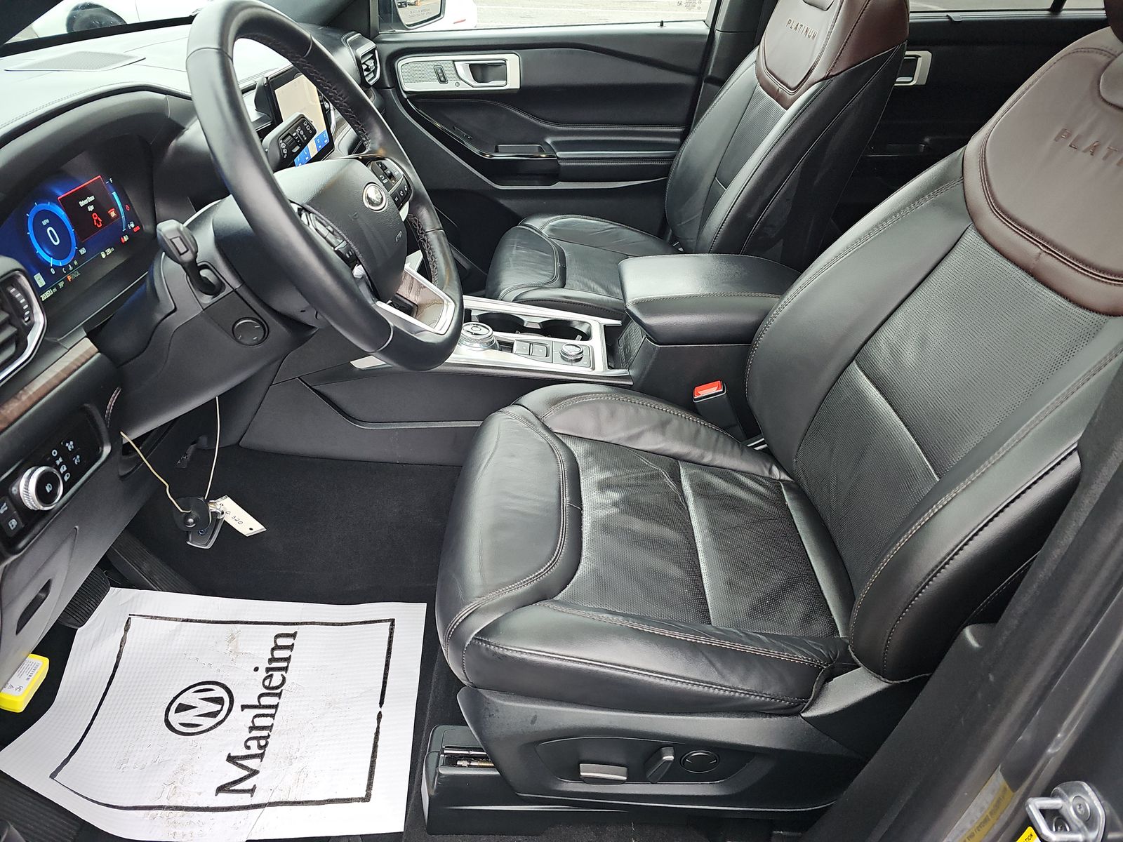 2023 Ford Explorer Hybrid Platinum AWD