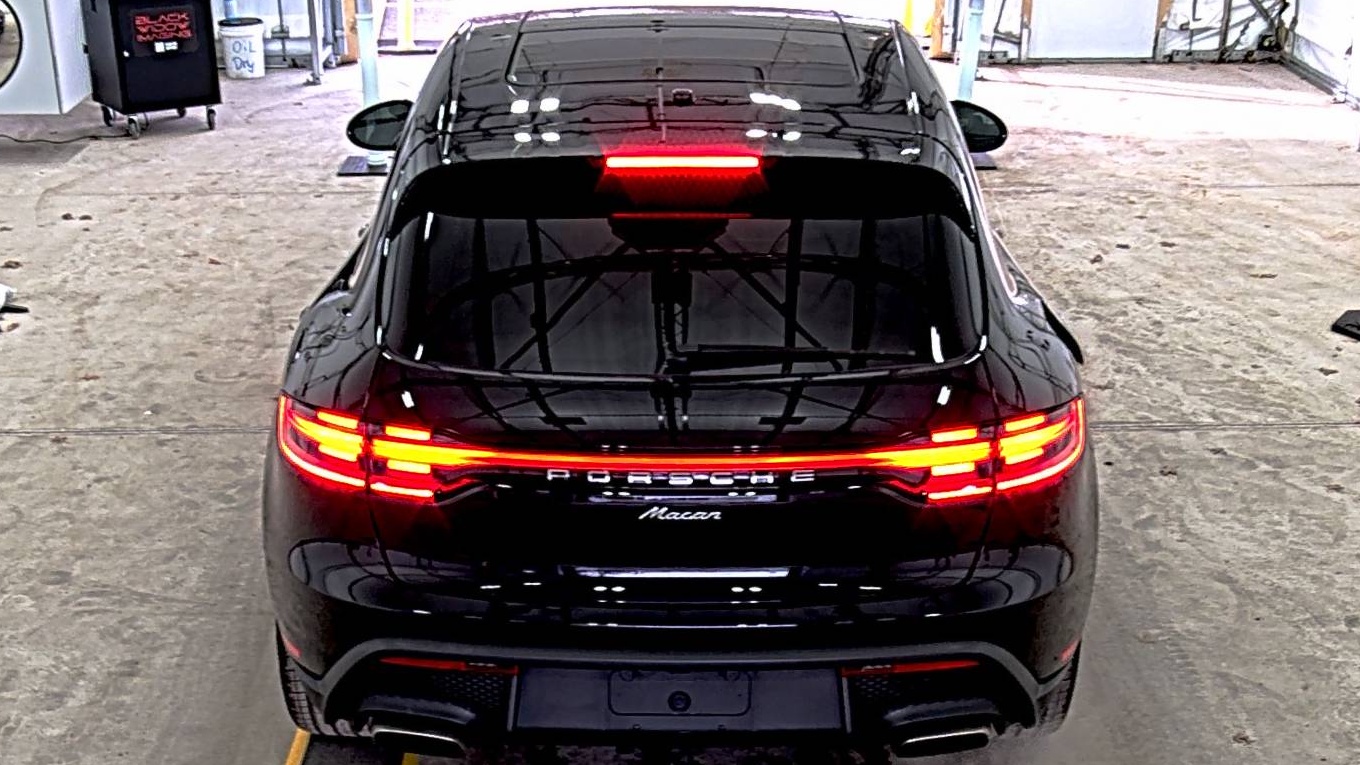 2024 Porsche Macan Base AWD