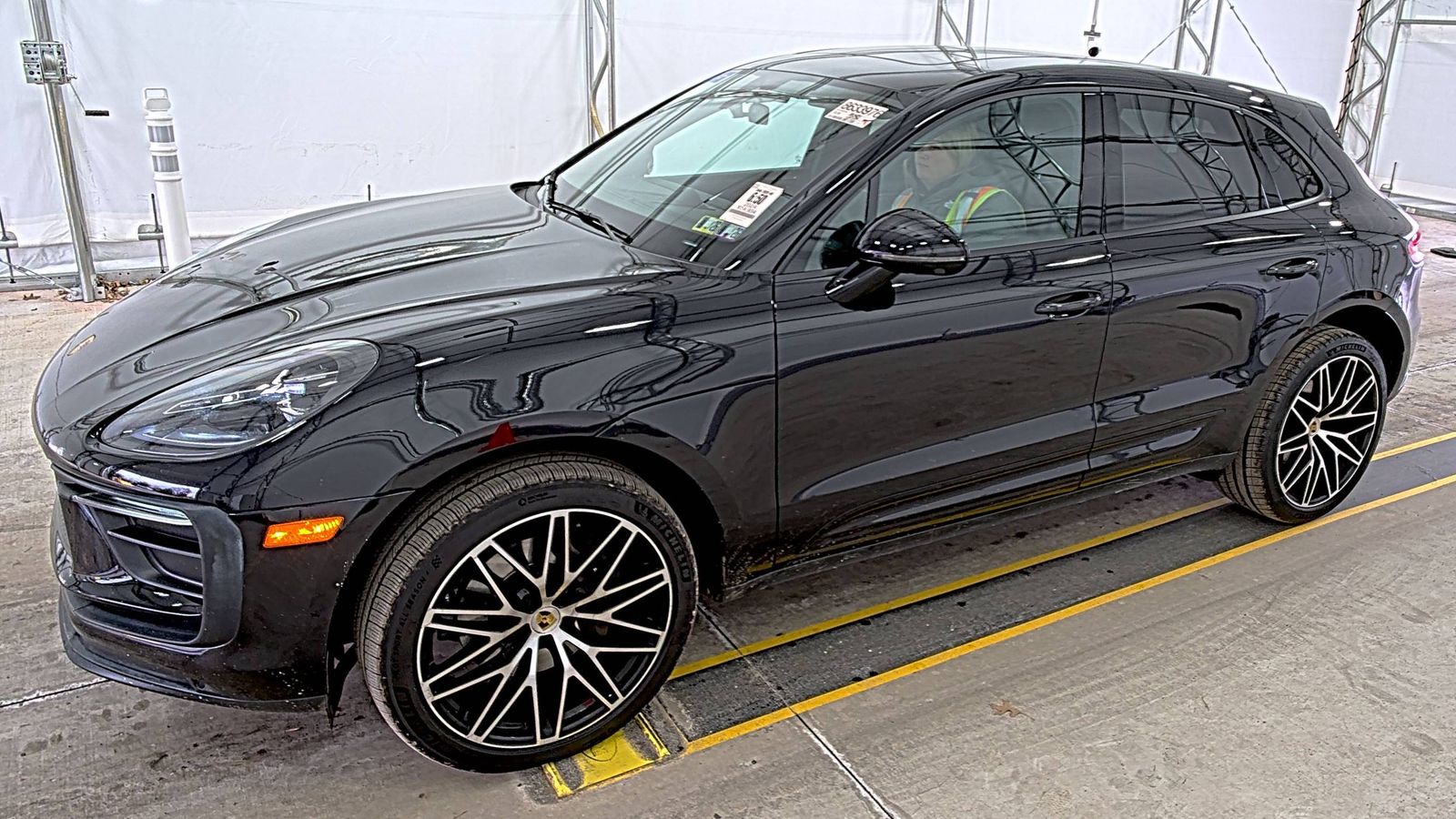 2024 Porsche Macan Base AWD