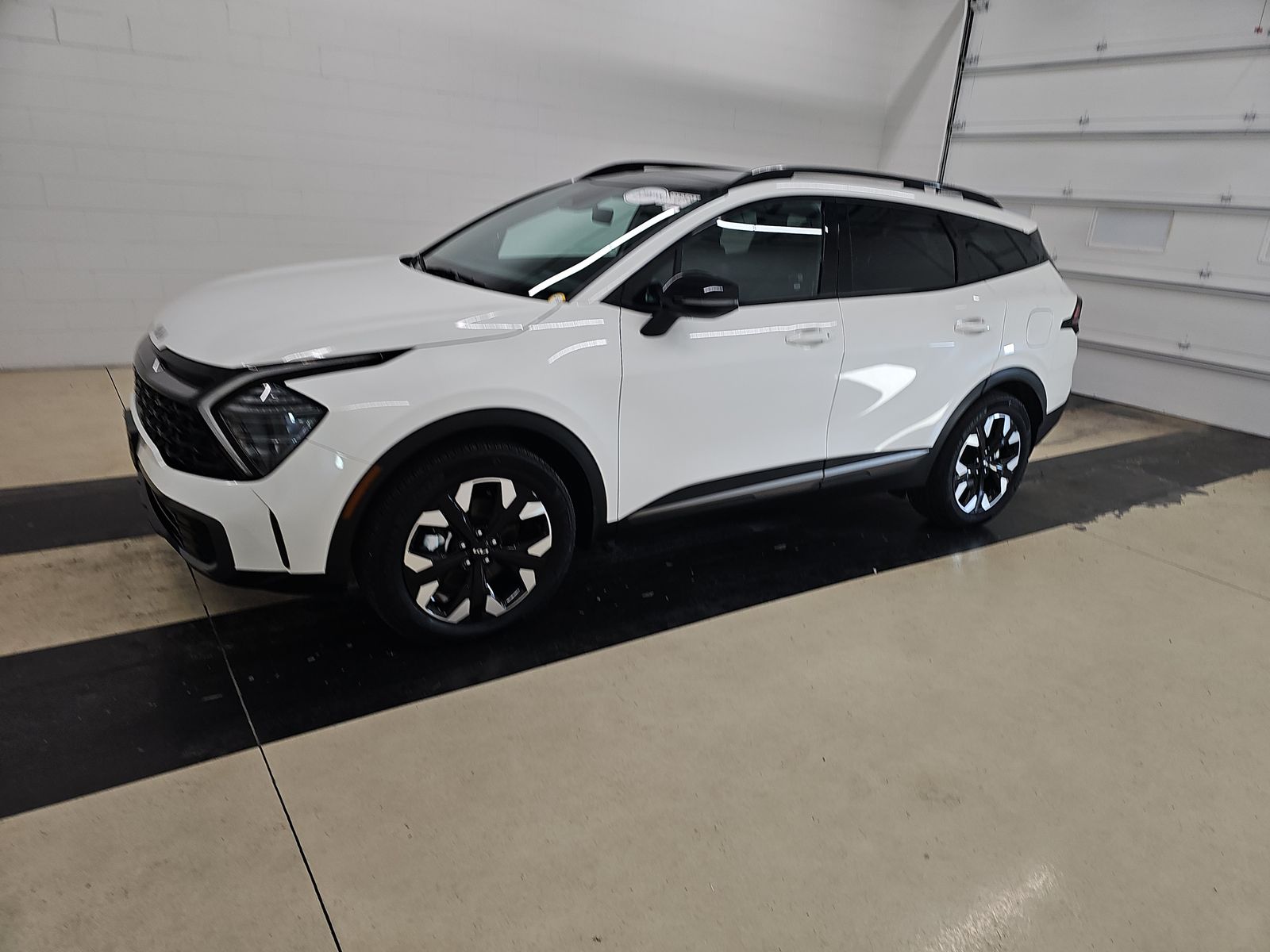 2024 Kia Sportage X-Line's photo