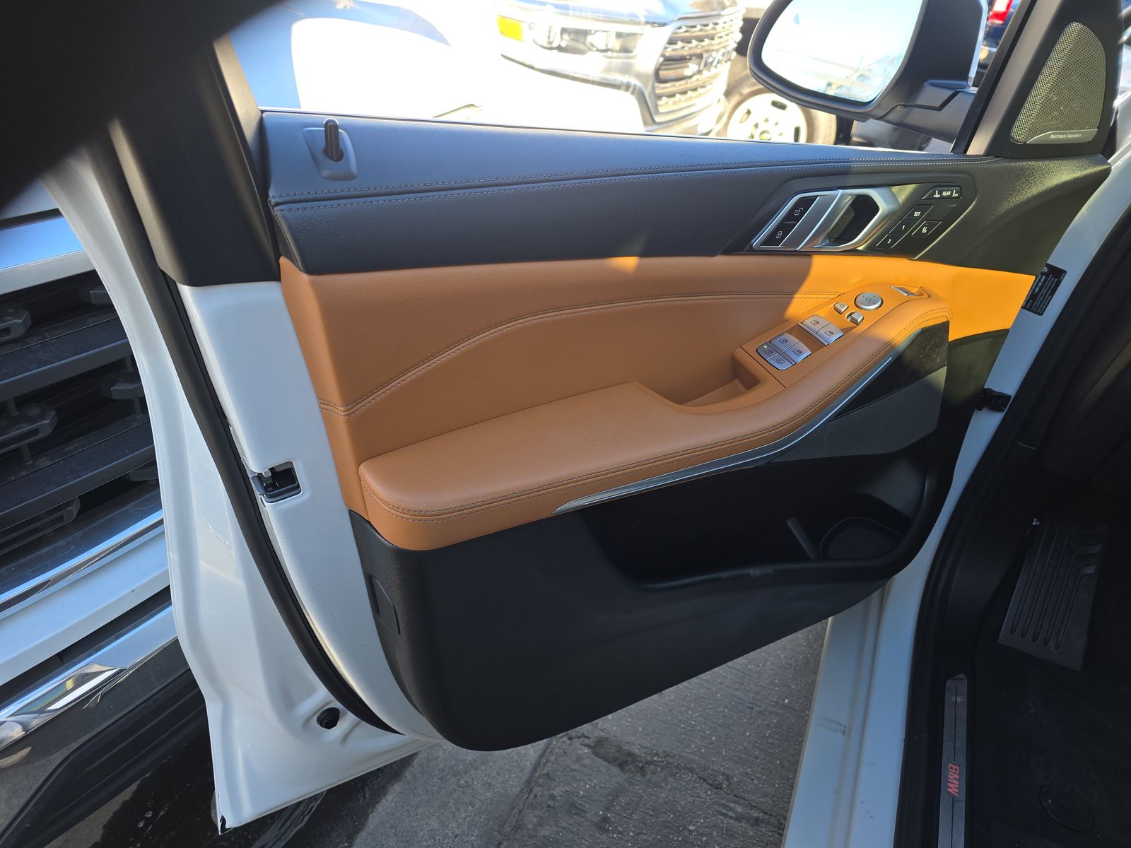 2023 BMW X7 xDrive40i AWD