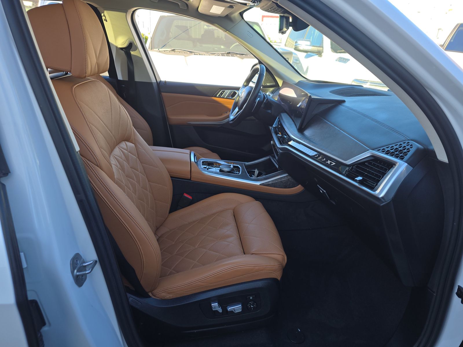 2023 BMW X7 xDrive40i AWD