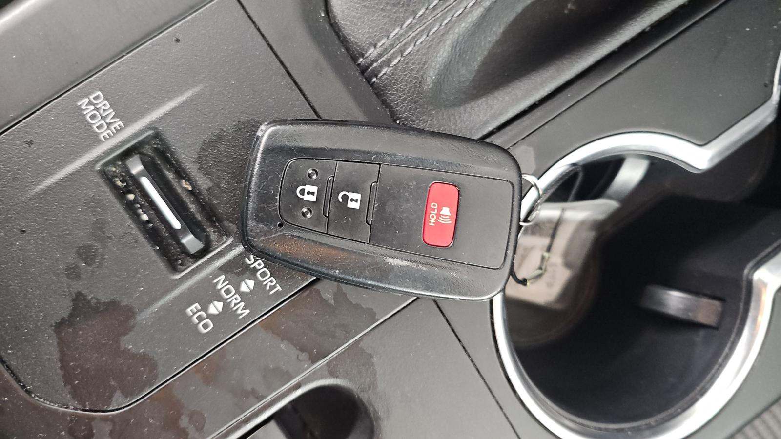 2023 Toyota Highlander L FWD