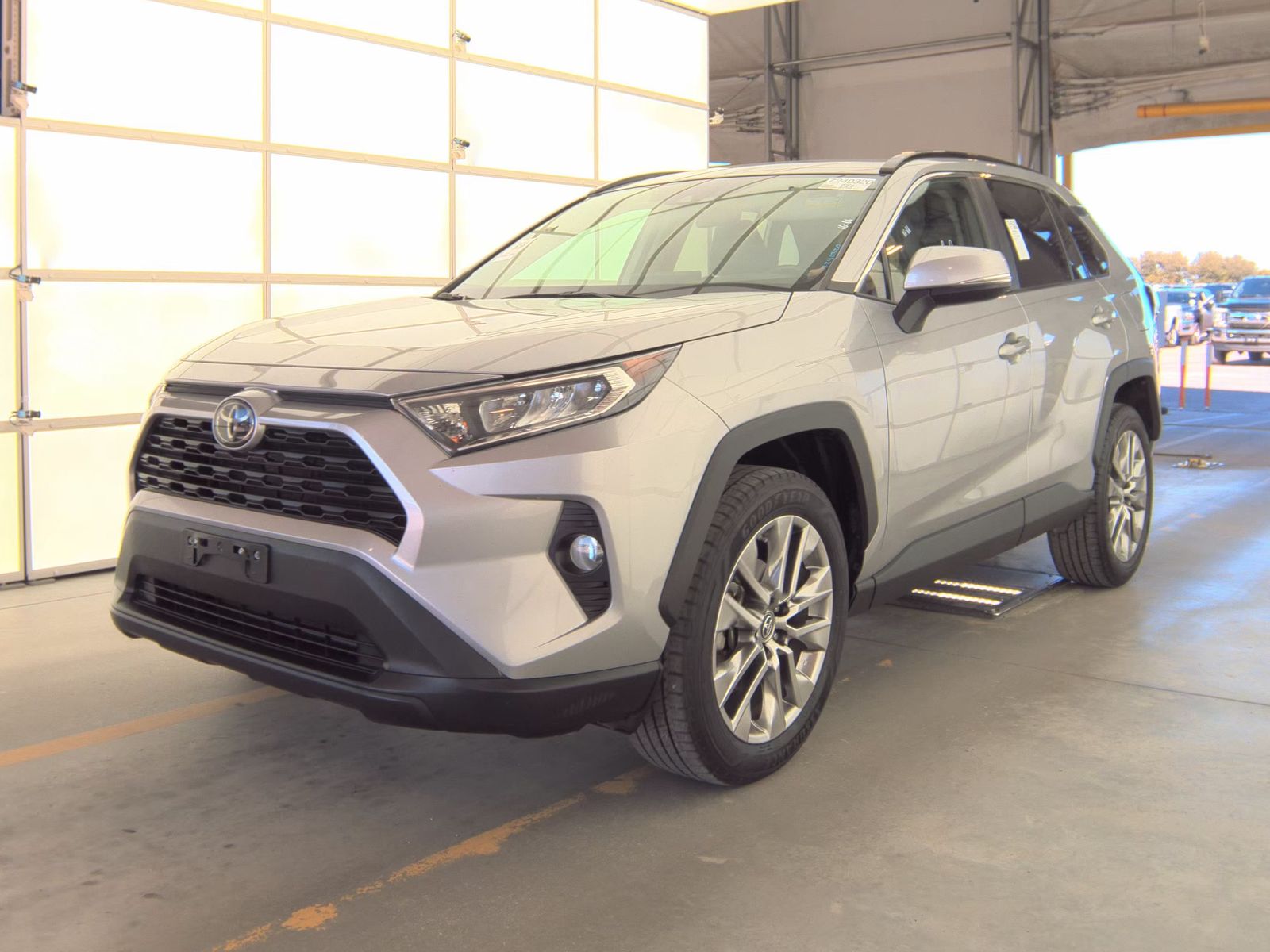 2019 Toyota RAV4 XLE Premium FWD