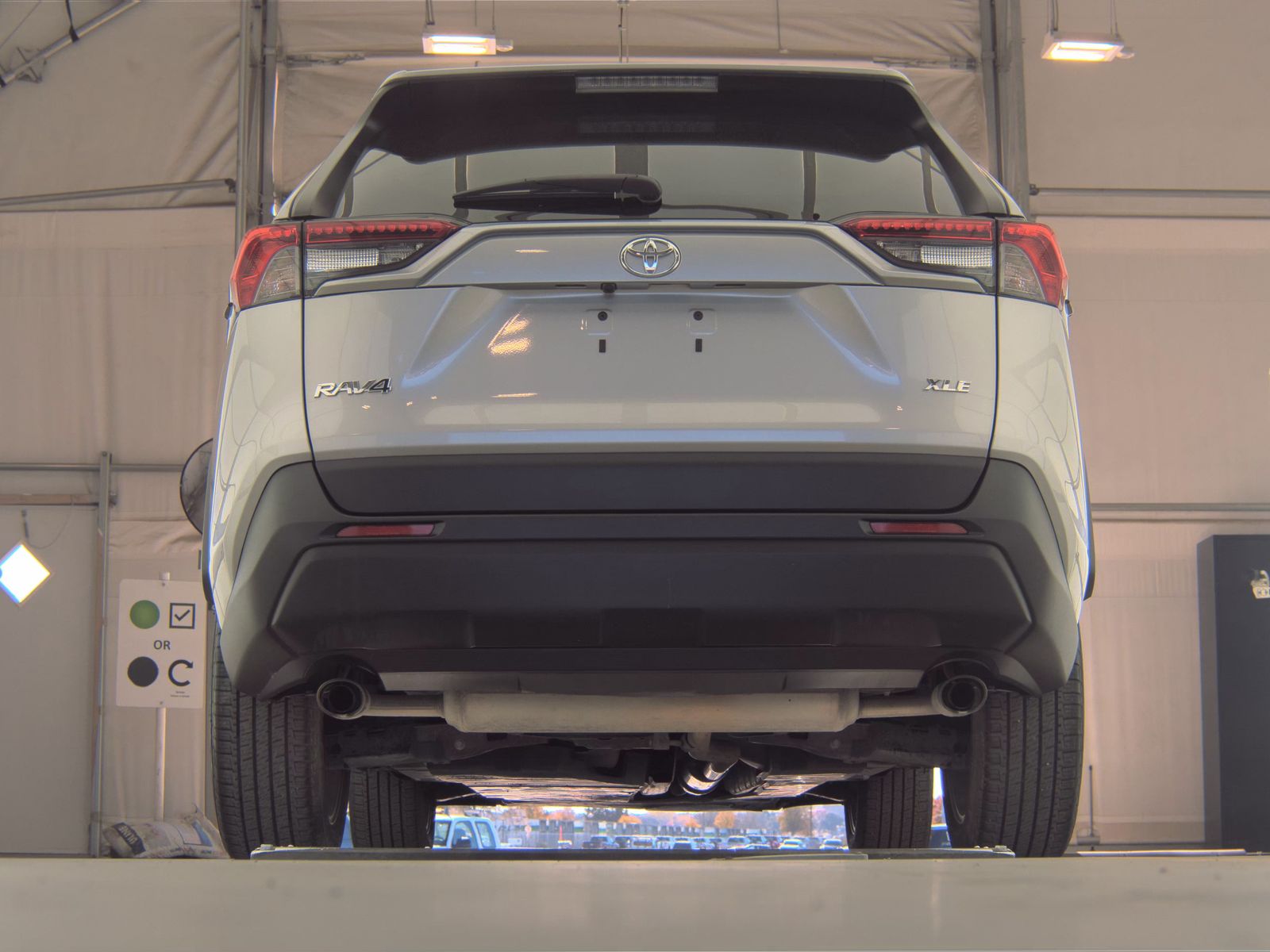 2019 Toyota RAV4 XLE Premium FWD