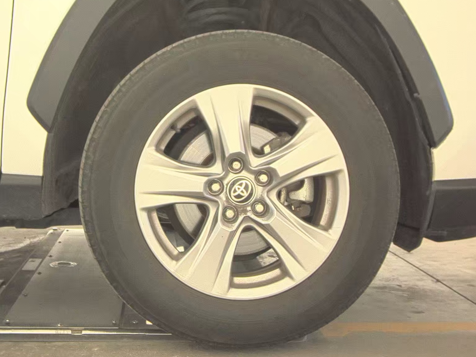 2024 Toyota RAV4 XLE AWD