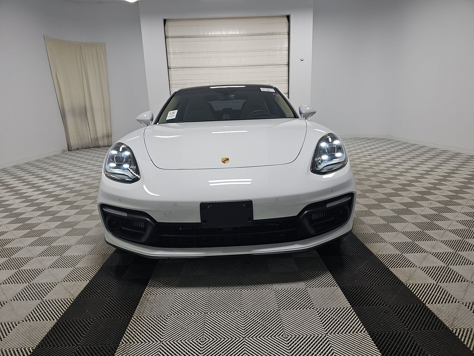 2023 Porsche Panamera Platinum Edition RWD