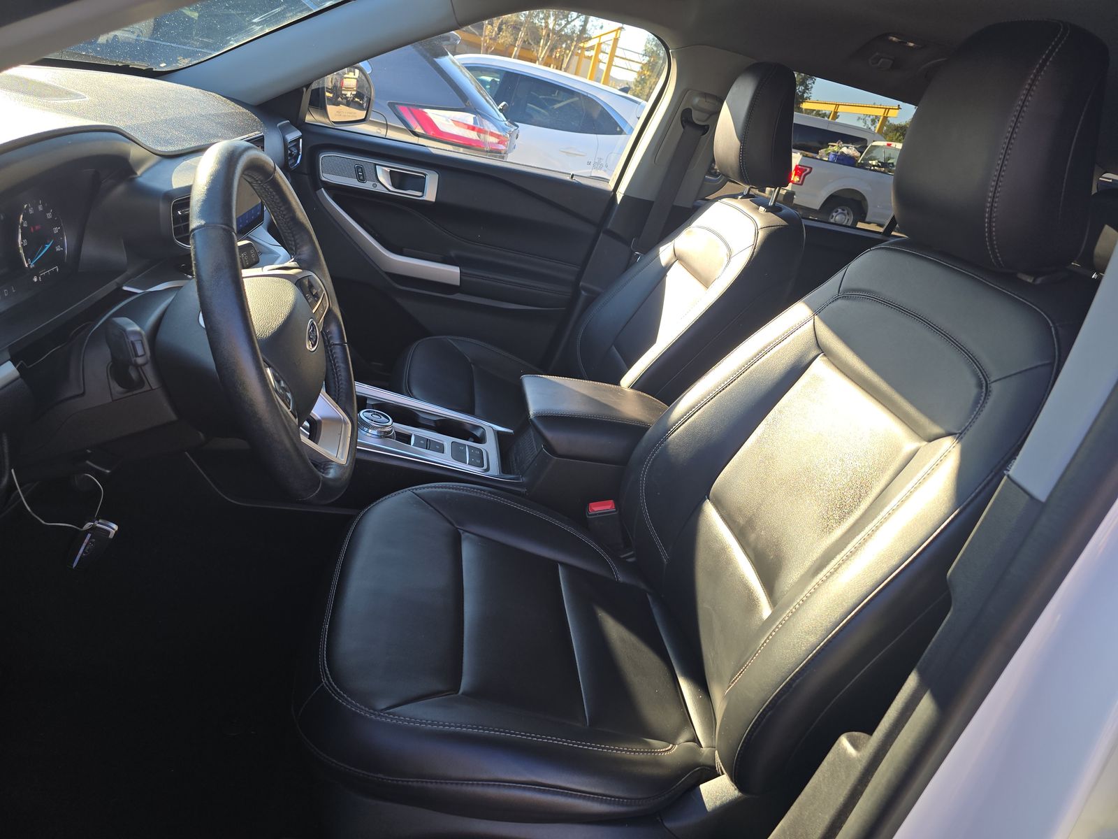 2022 Ford Explorer XLT FWD