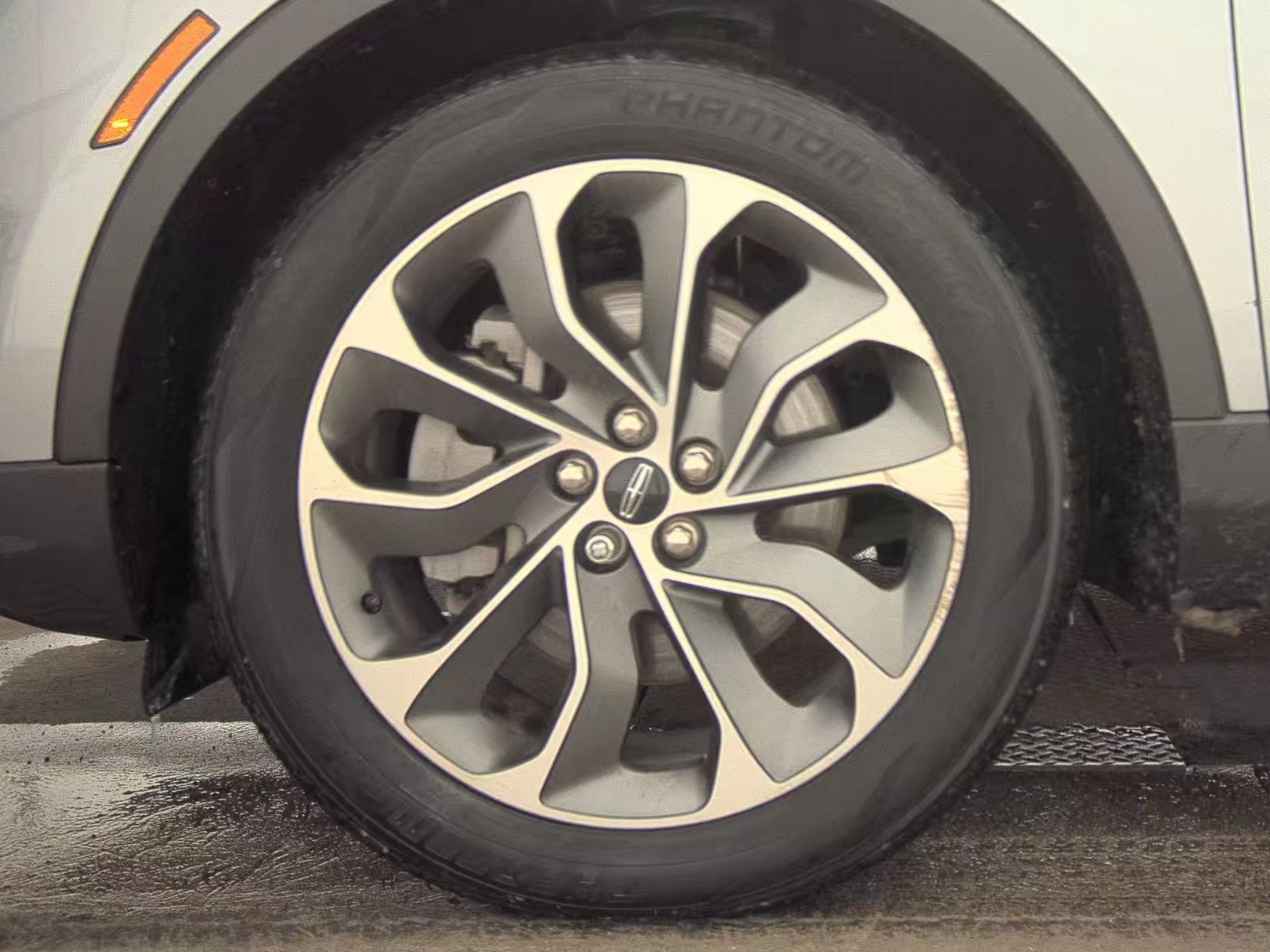 2022 Lincoln Nautilus Reserve AWD