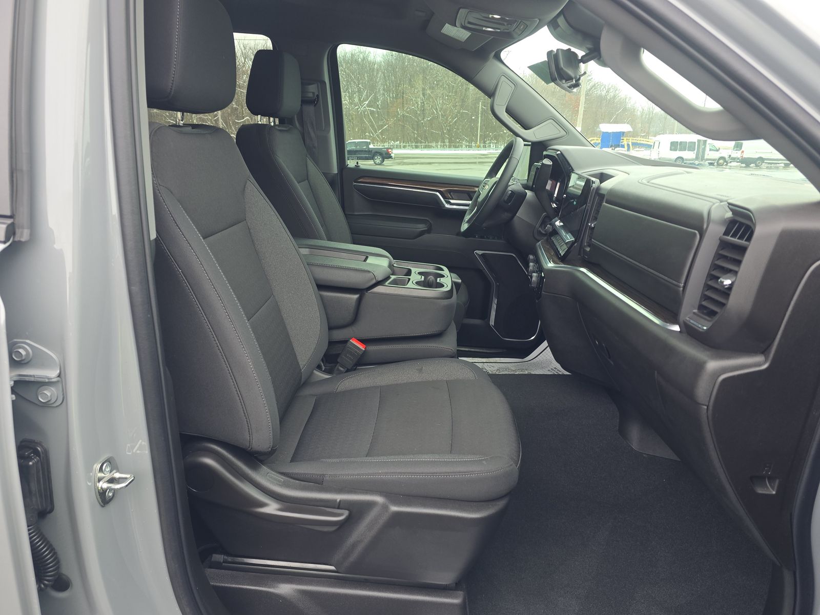 2024 Chevrolet Silverado 1500 LT AWD