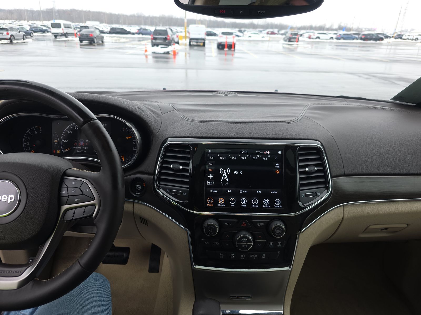 2021 Jeep Grand Cherokee Overland RWD