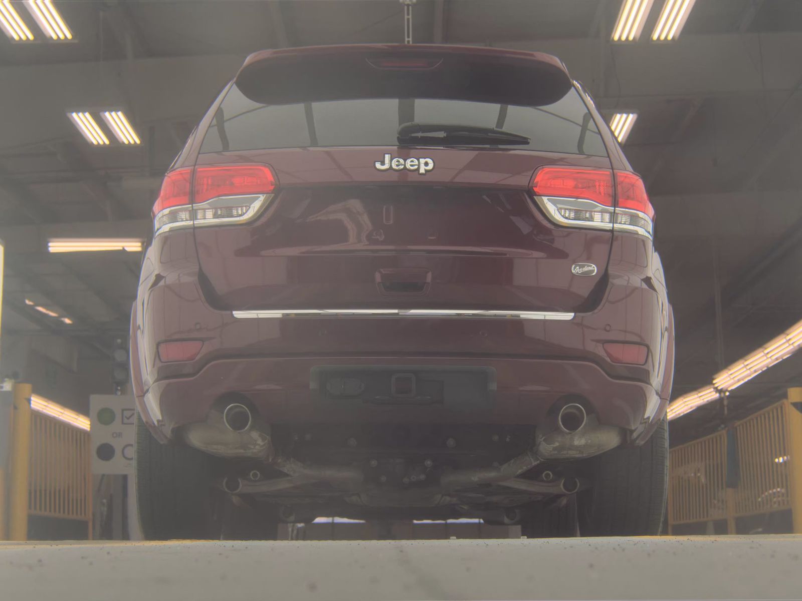 2021 Jeep Grand Cherokee Overland RWD