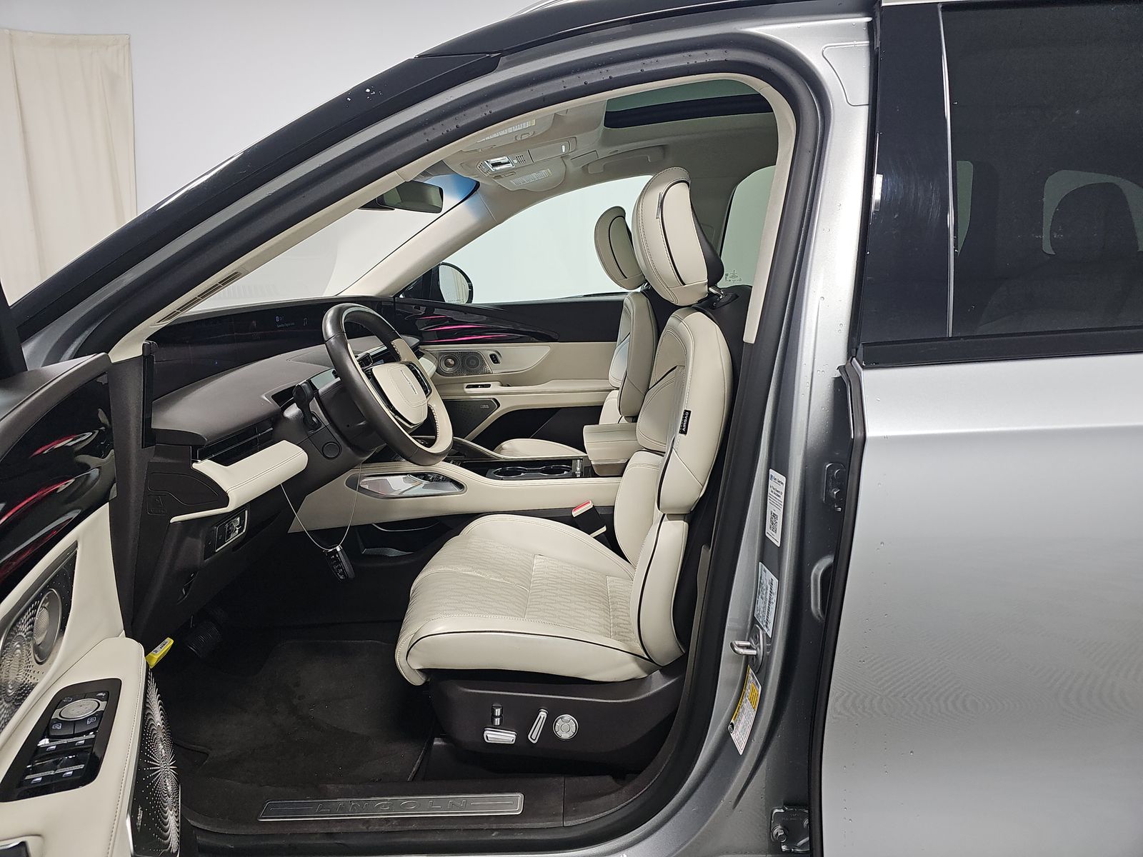 2024 Lincoln Nautilus Black Label AWD